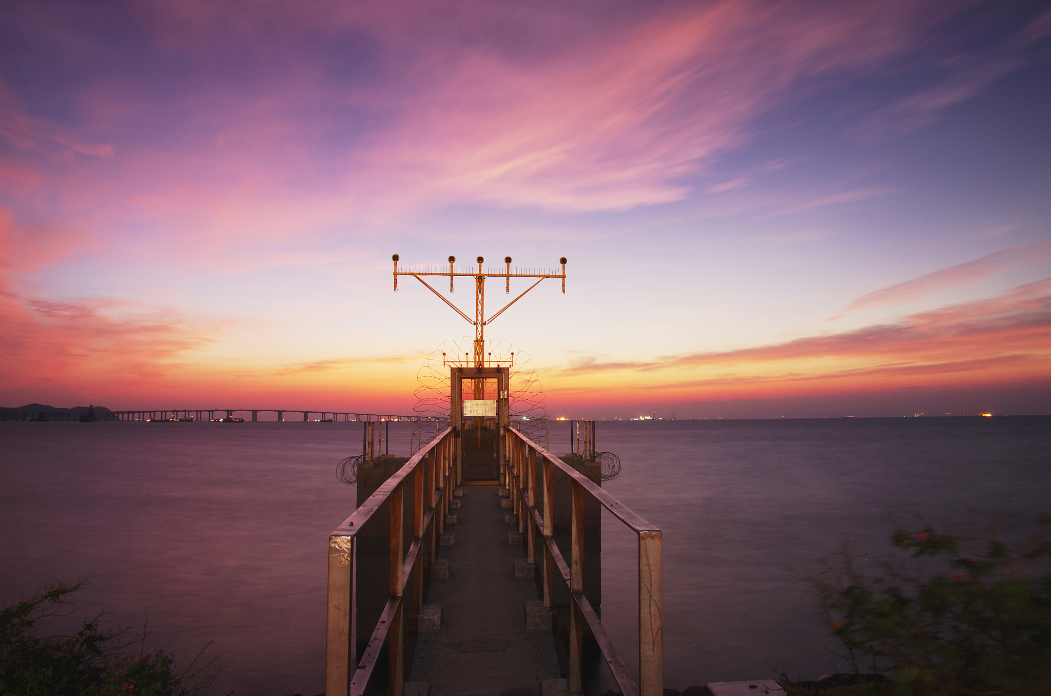 Pentax smc DA* 16-50mm F2.8 ED AL (IF) SDM sample photo. Magic hour photography