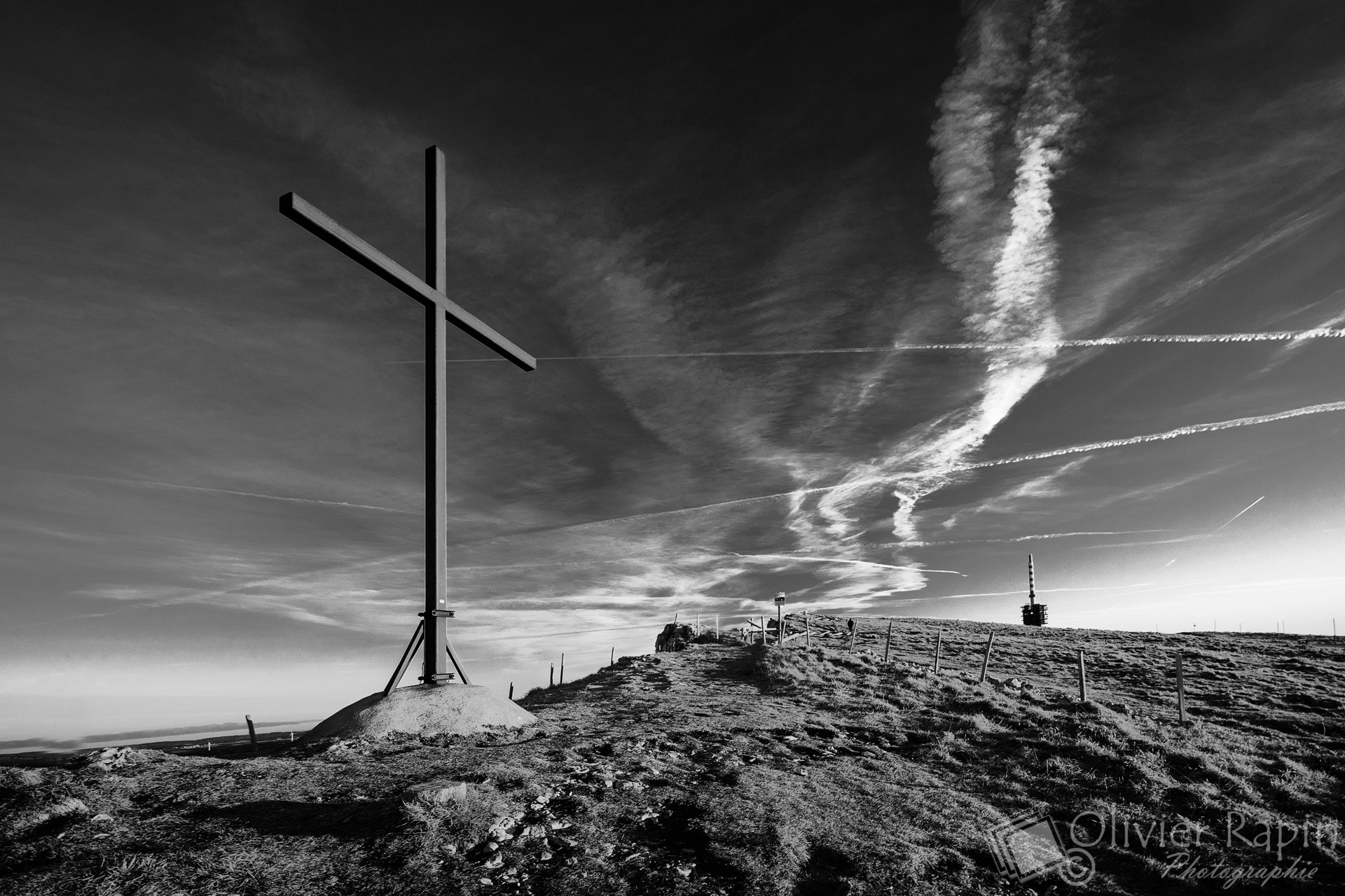 Sigma AF 10-20mm F4-5.6 EX DC sample photo. La croix du chassseral photography