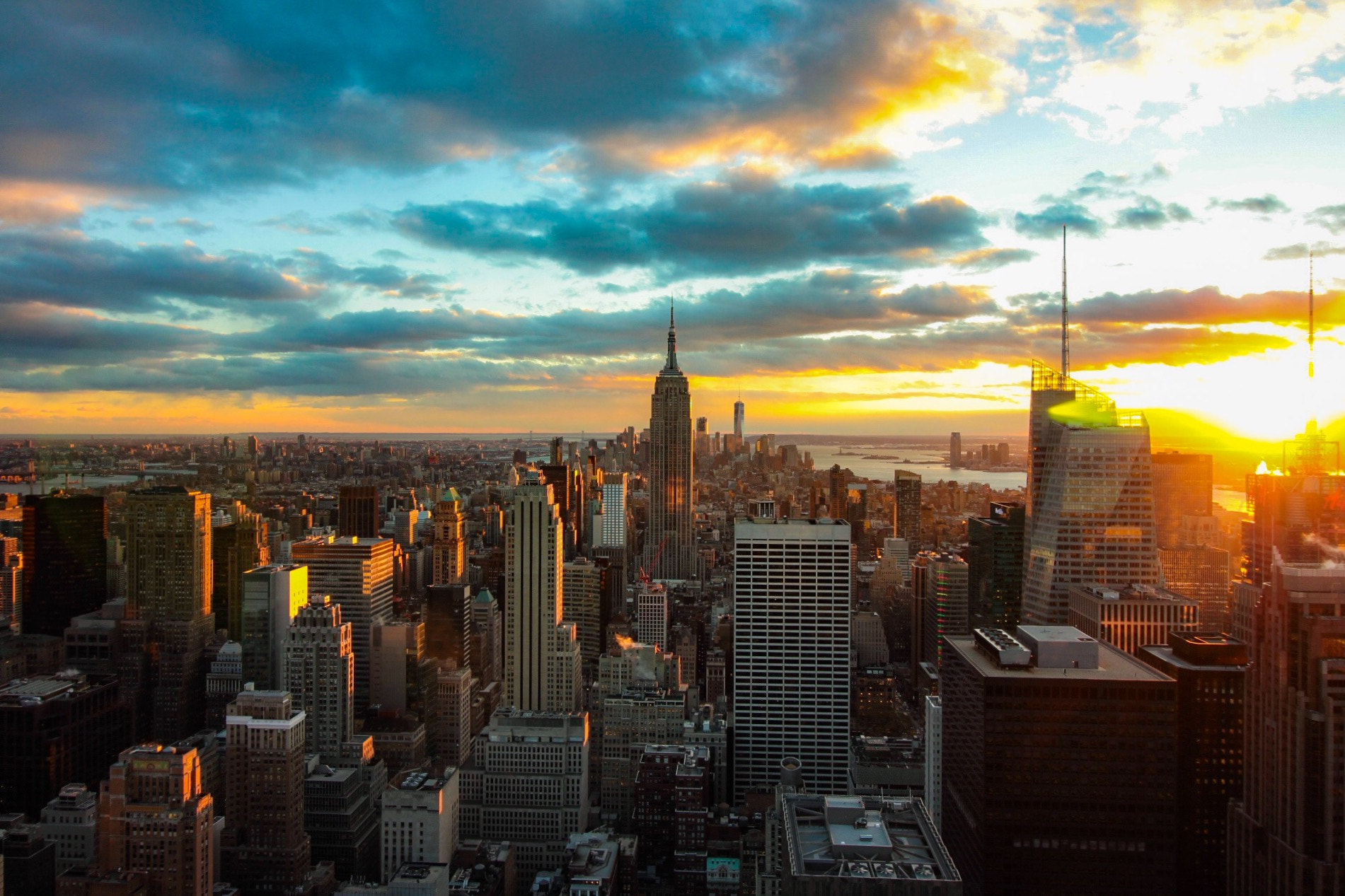 Canon EOS 1300D (EOS Rebel T6 / EOS Kiss X80) sample photo. Top of the rock photography