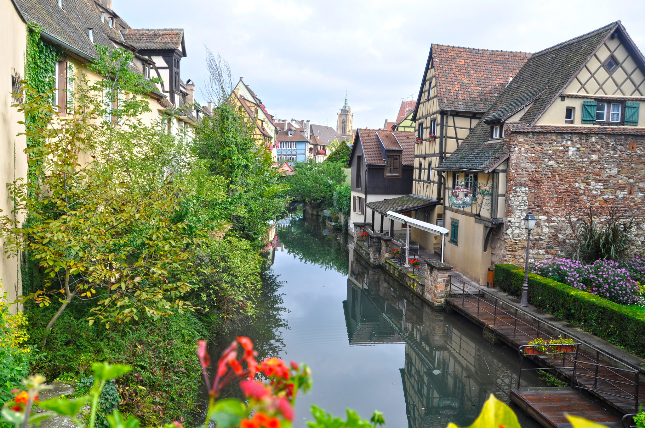 Nikon D5000 + Sigma 18-250mm F3.5-6.3 DC OS HSM sample photo. Colmar, france photography