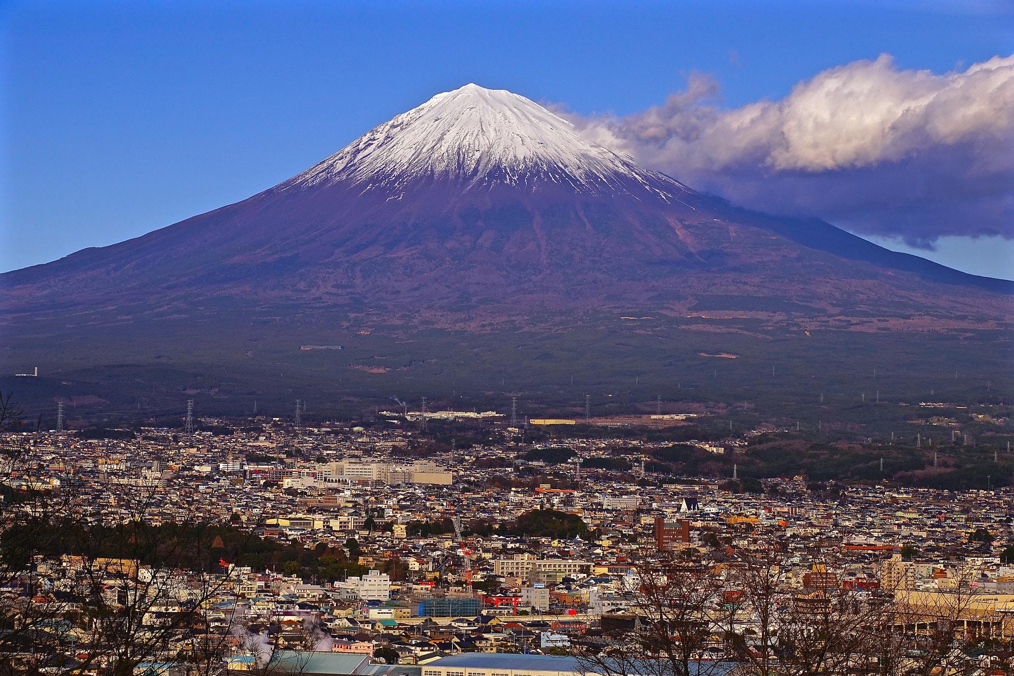 Sony DT 18-250mm F3.5-6.3 sample photo. Fuji village photography