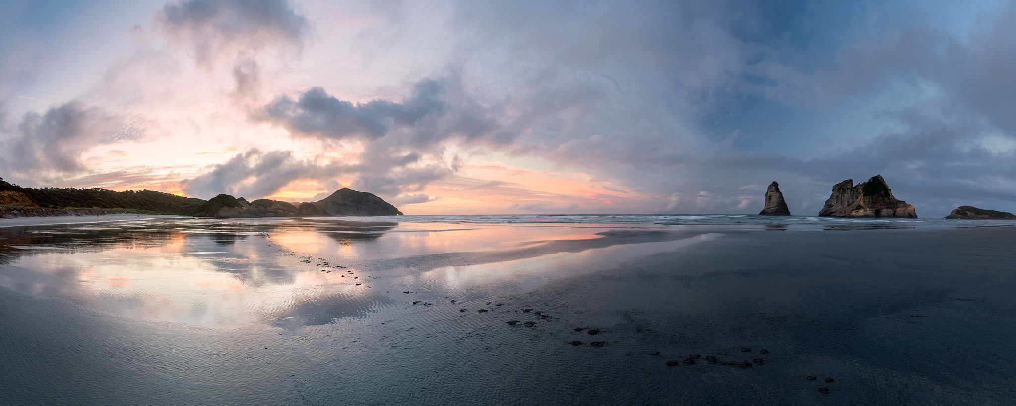 Canon EF 24-70mm F2.8L II USM sample photo. Wharariki beach v2 photography