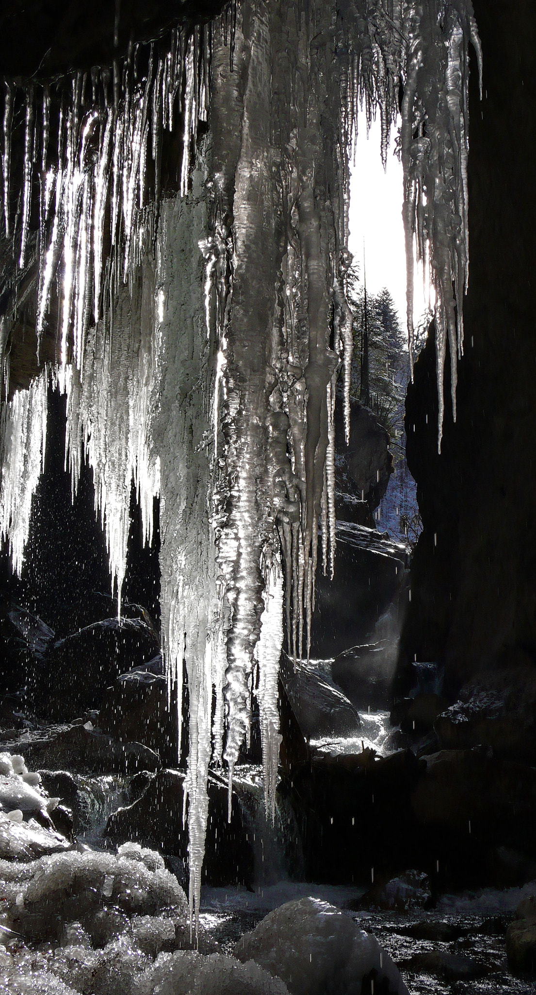 Panasonic DMC-LX2 sample photo. Partnachklamm photography