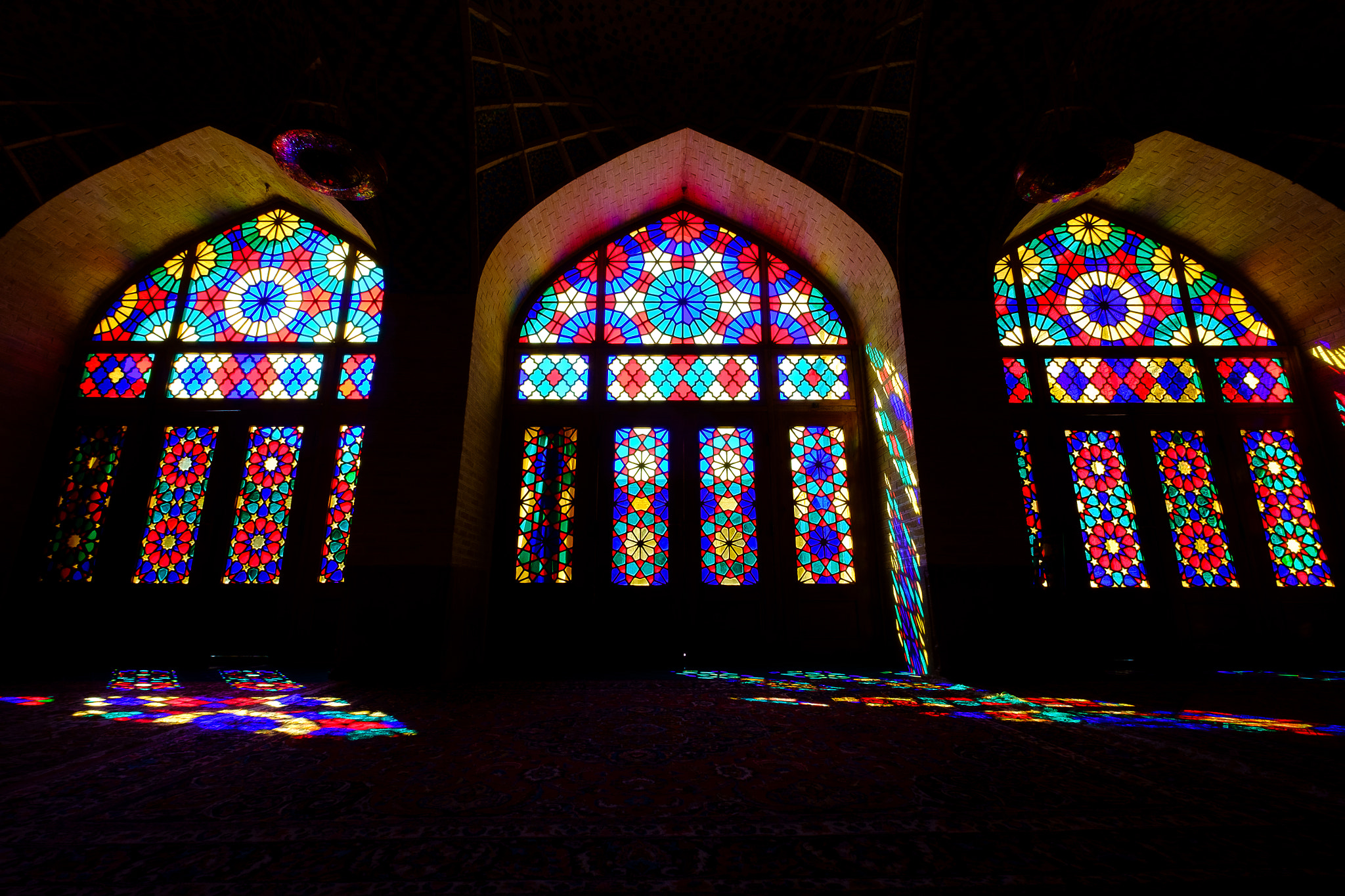 Fujifilm XF 10-24mm F4 R OIS sample photo. Nasr ol molk mosque photography