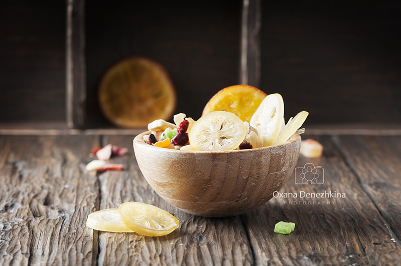 Nikon AF-S Micro-Nikkor 105mm F2.8G IF-ED VR sample photo. Homemade succade: lemon, orange, kiwi, banana, mango on the wood photography
