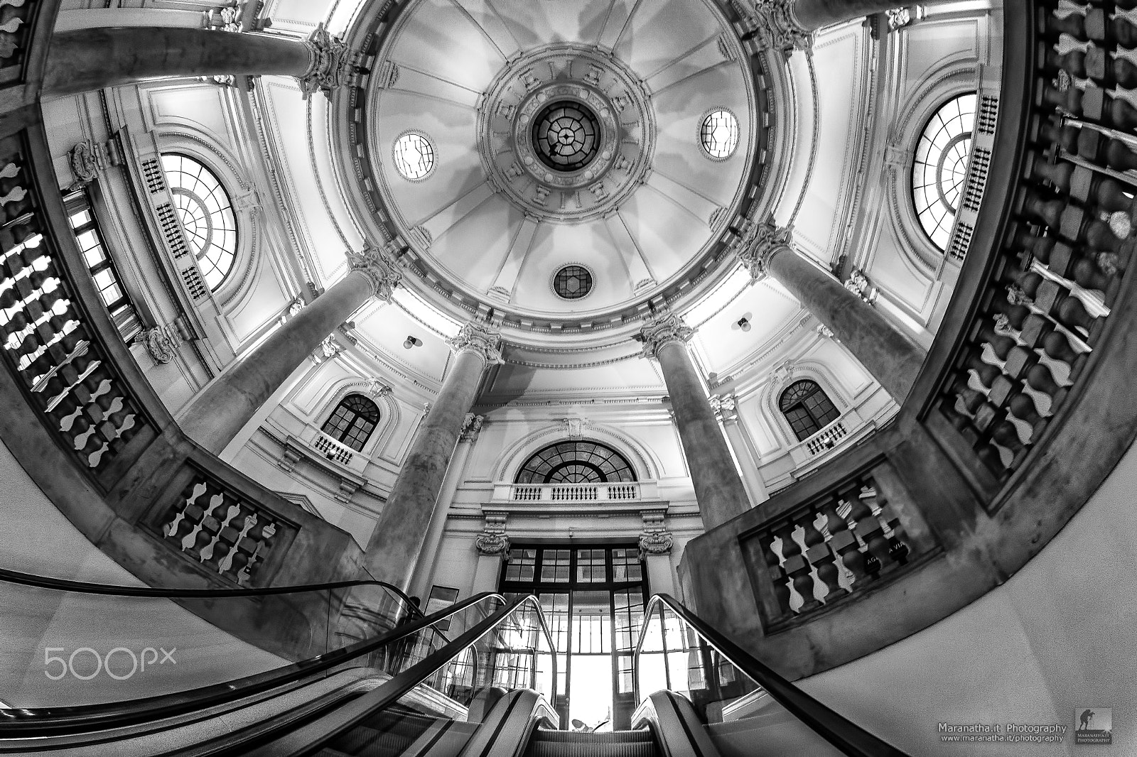 Canon EOS 5D Mark II + Canon EF 8-15mm F4L Fisheye USM sample photo. La stazione marittima di ponte dei mille, genova photography