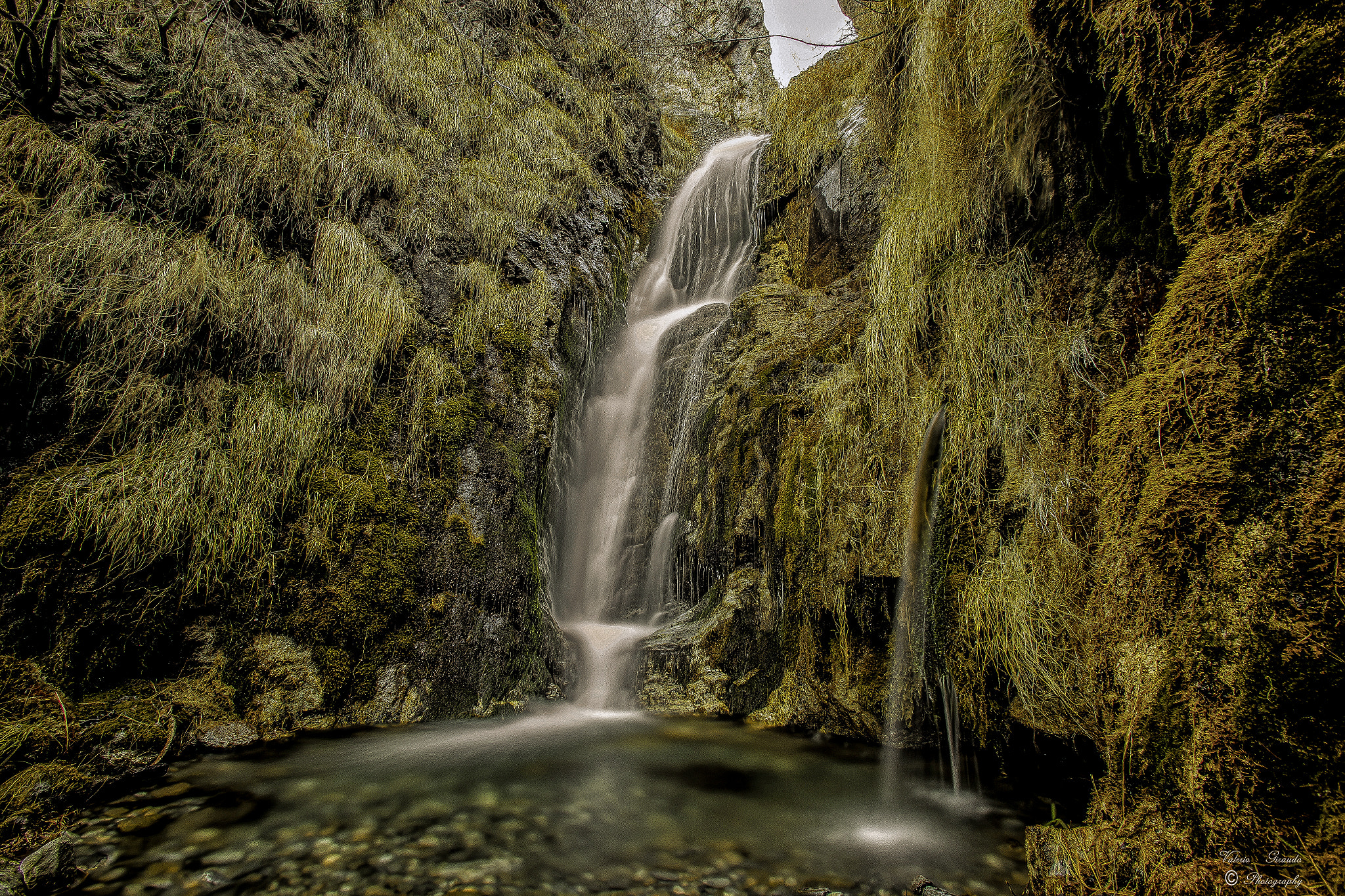 Canon EOS 6D + Canon EF 17-35mm f/2.8L sample photo. Waterfall photography