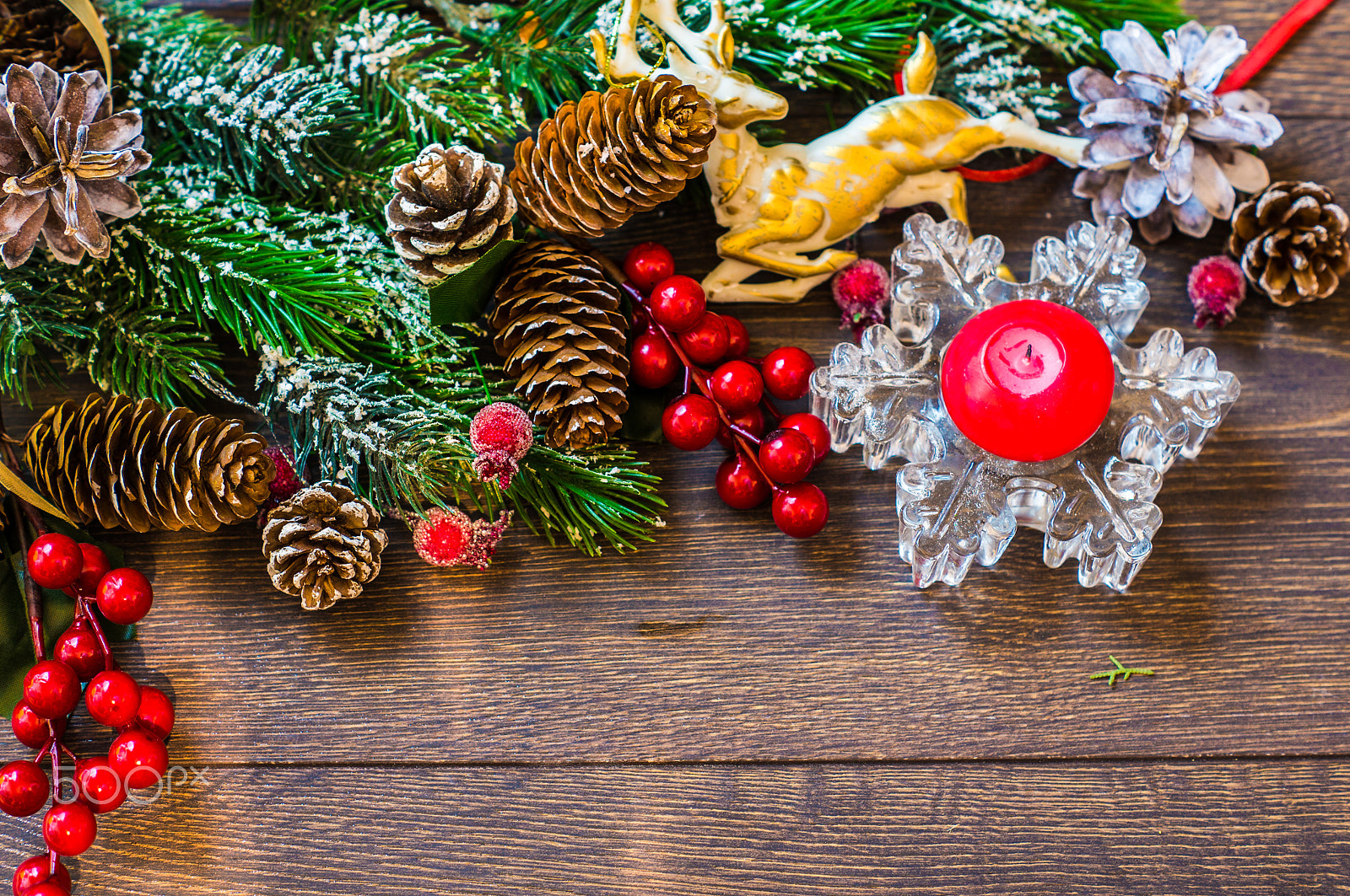 Sony SLT-A55 (SLT-A55V) + Sony DT 50mm F1.8 SAM sample photo. Christmas frame with festive tree photography