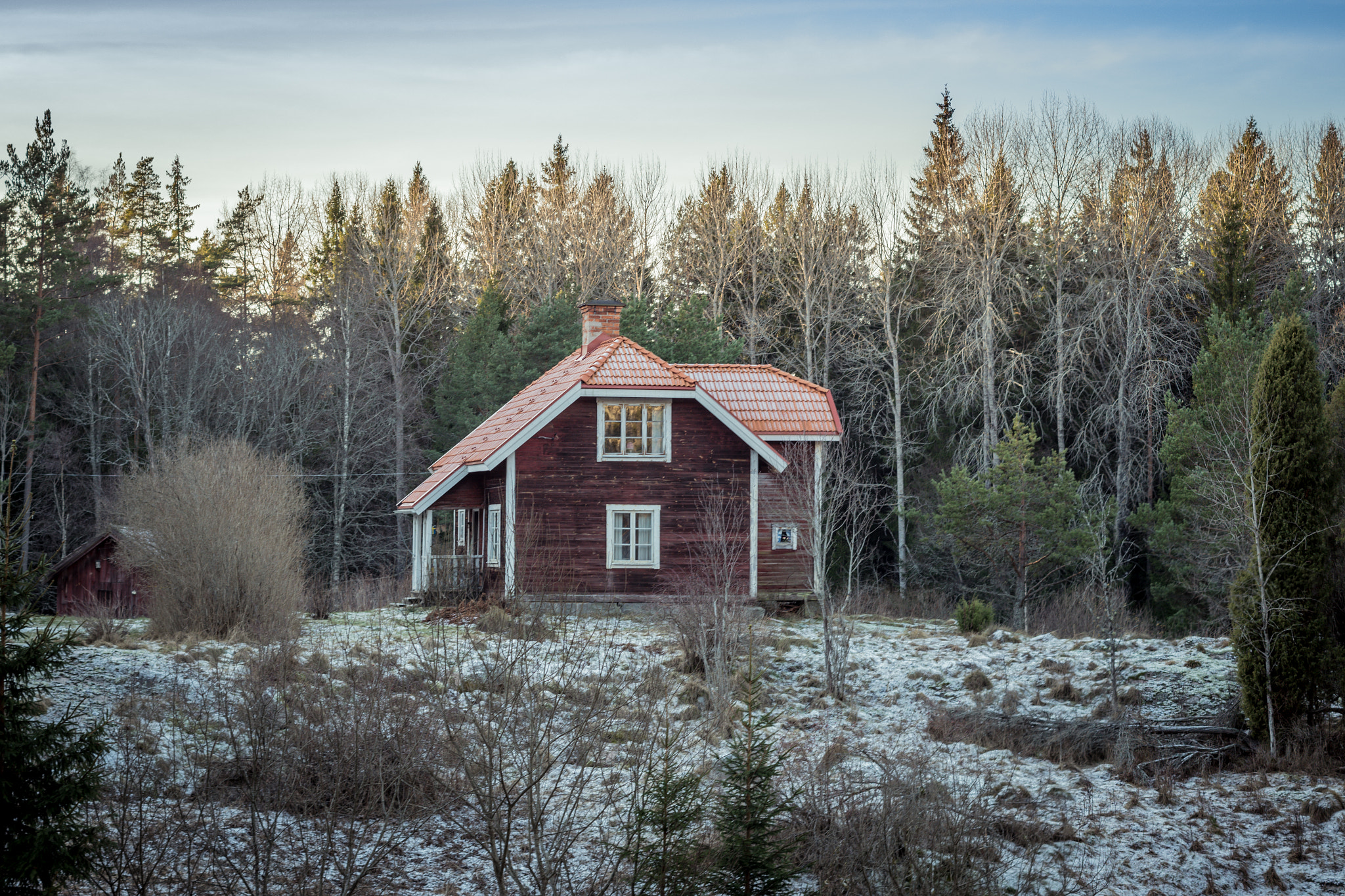 Pentax K-S2 + Pentax smc DA 50mm F1.8 sample photo. A swedish fairytale home photography