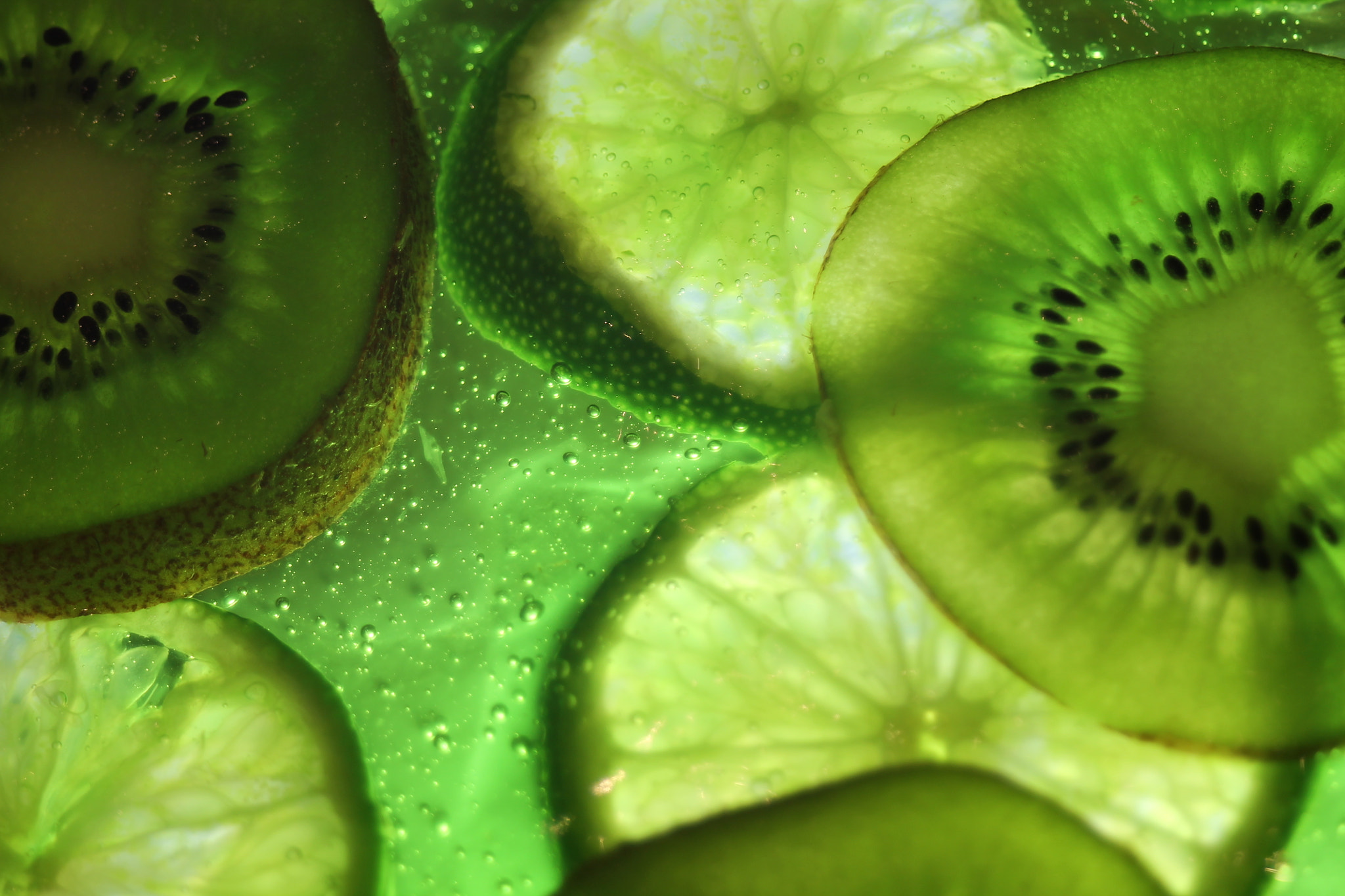 Canon EF 28-80mm f/3.5-5.6 sample photo. Kiwii and lime photography