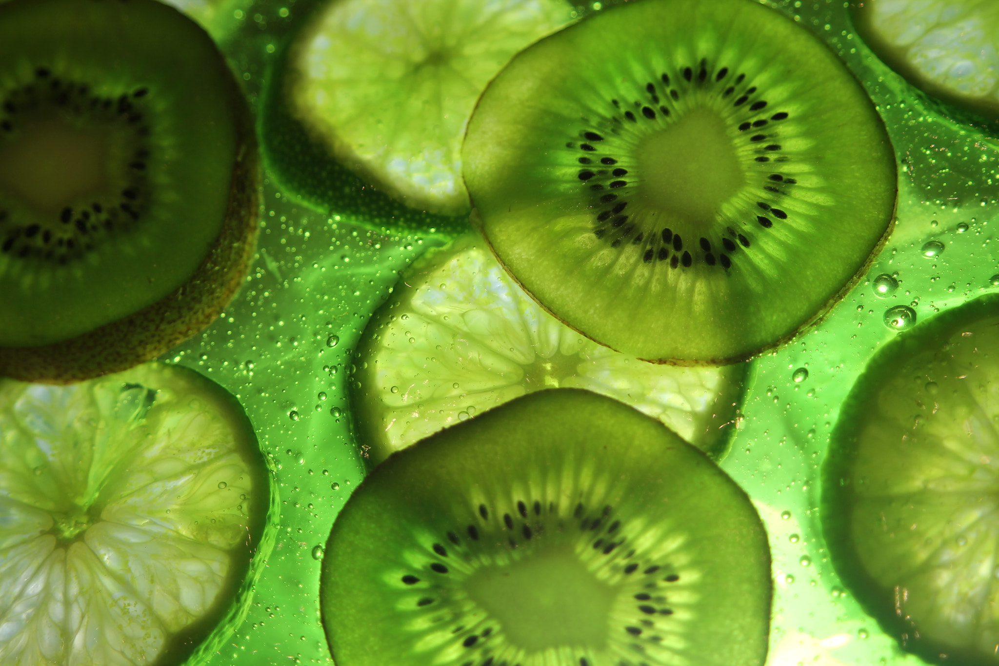 Canon EF 28-80mm f/3.5-5.6 sample photo. Kiwii and lime photography