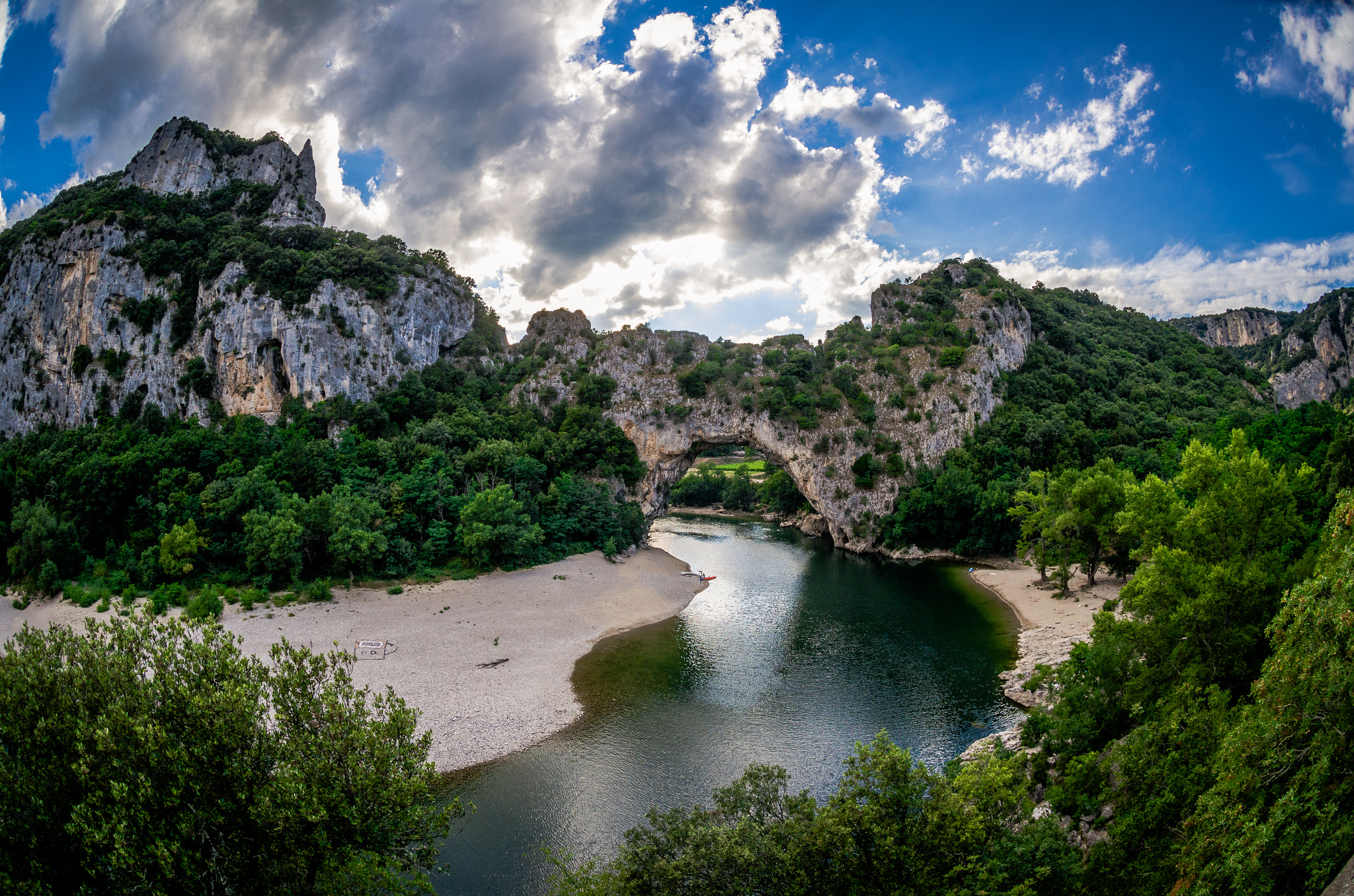 Nikon AF DX Fisheye-Nikkor 10.5mm F2.8G ED sample photo. Pont d'arc photography