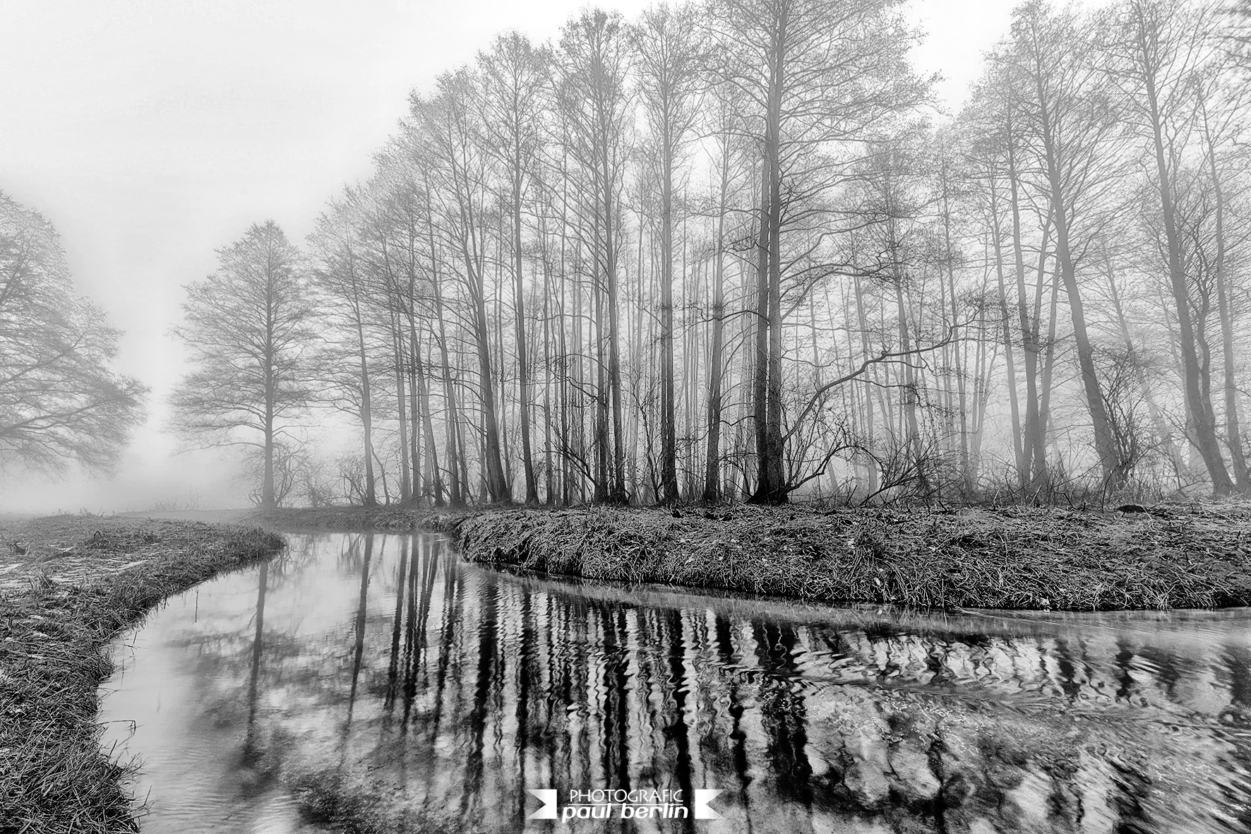 Sigma 12-24mm F4.5-5.6 EX DG Aspherical HSM sample photo. Icy time photography