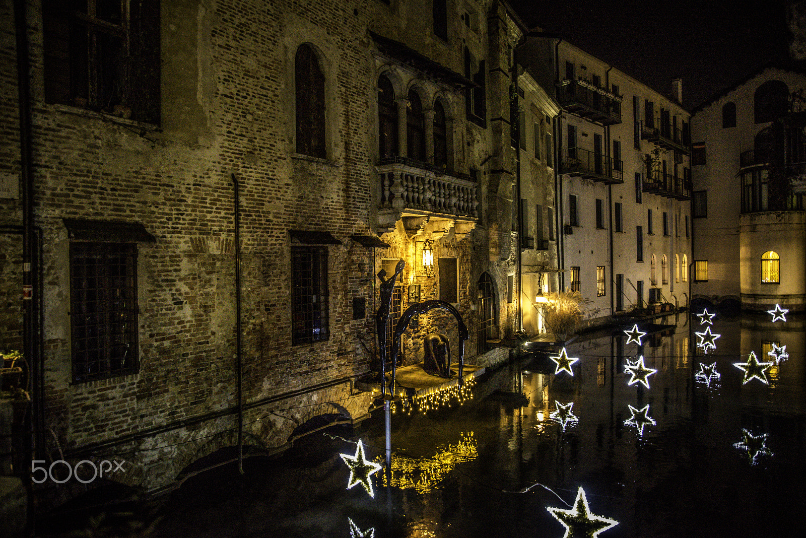 Nikon D800 + Sigma 24-105mm F4 DG OS HSM Art sample photo. Christmas lights photography