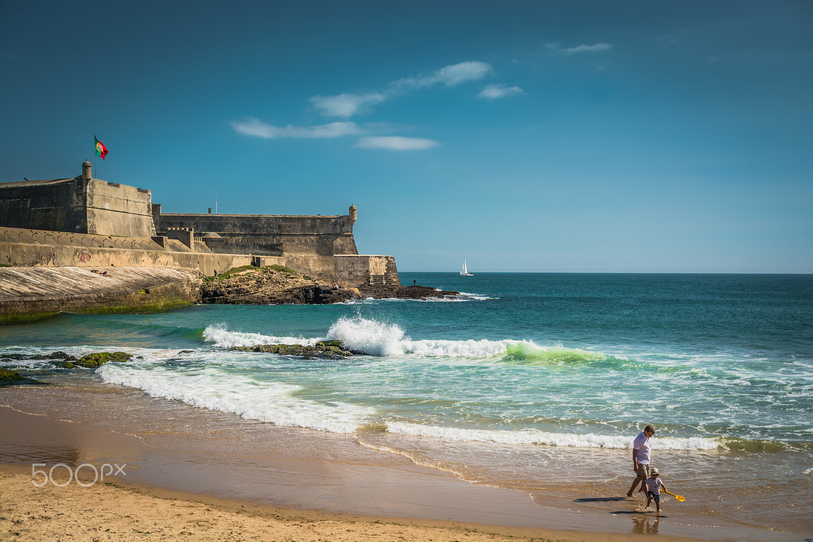 Nikon D7100 + Sigma 30mm F1.4 EX DC HSM sample photo. The estoril-cascais coastline photography