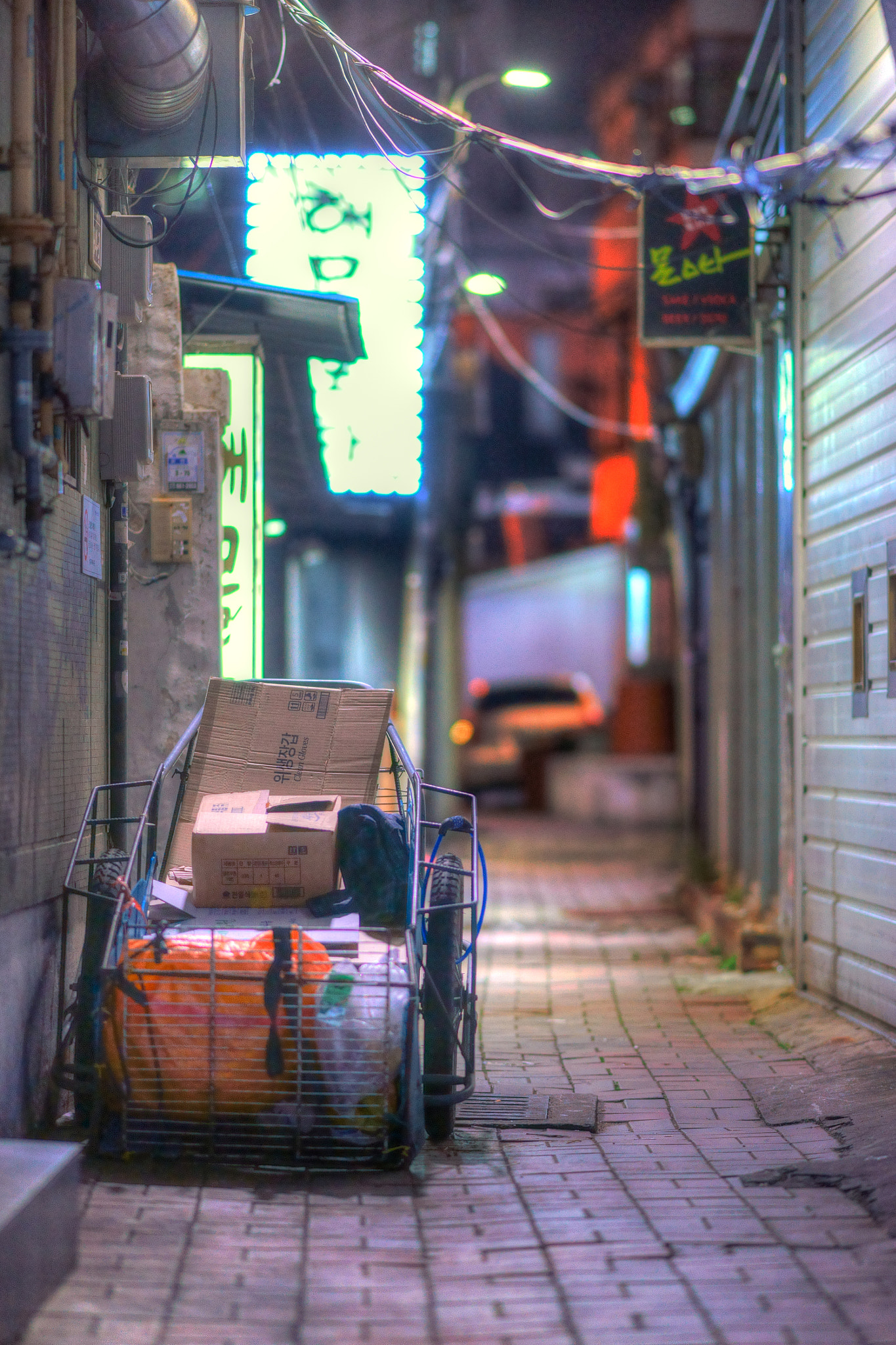 Sony Sonnar T* 135mm F1.8 ZA sample photo. After  work photography