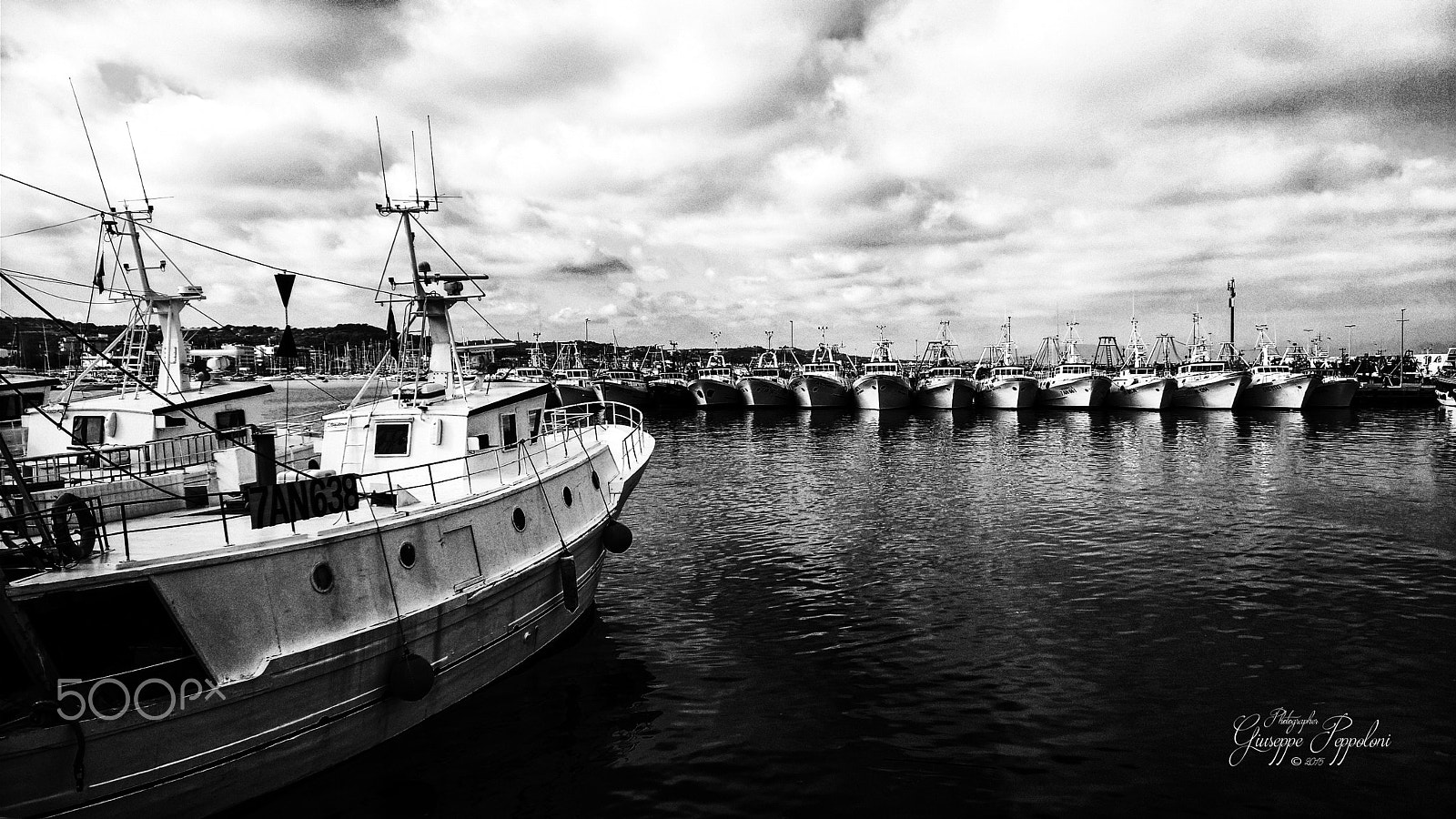 Nokia Lumia 1520 sample photo. Fishing boats photography