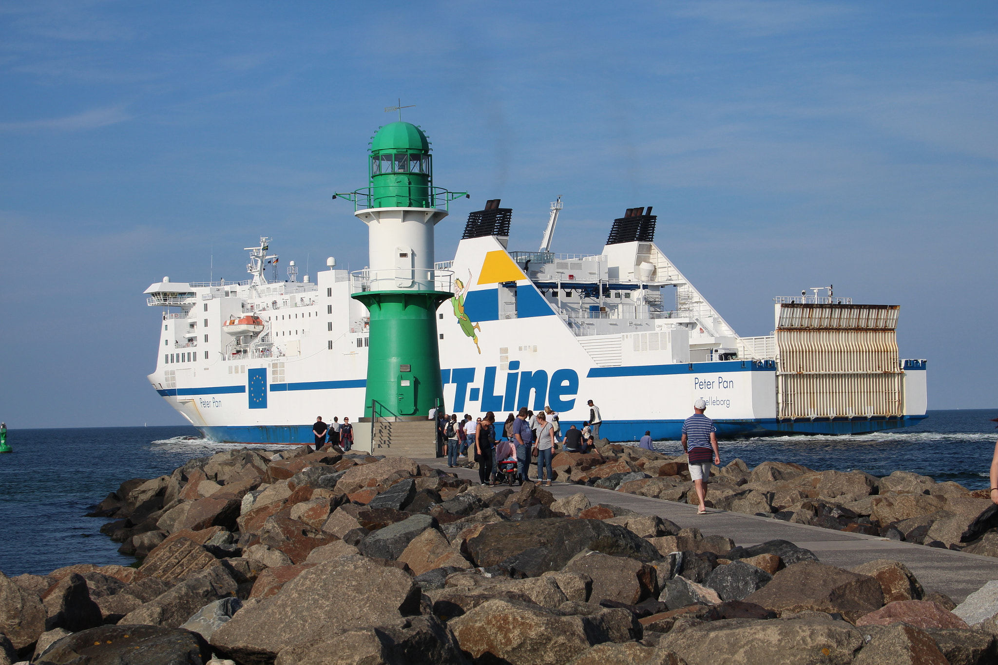 Canon EF-S 18-55mm F3.5-5.6 II sample photo. Warnemünde, germany photography