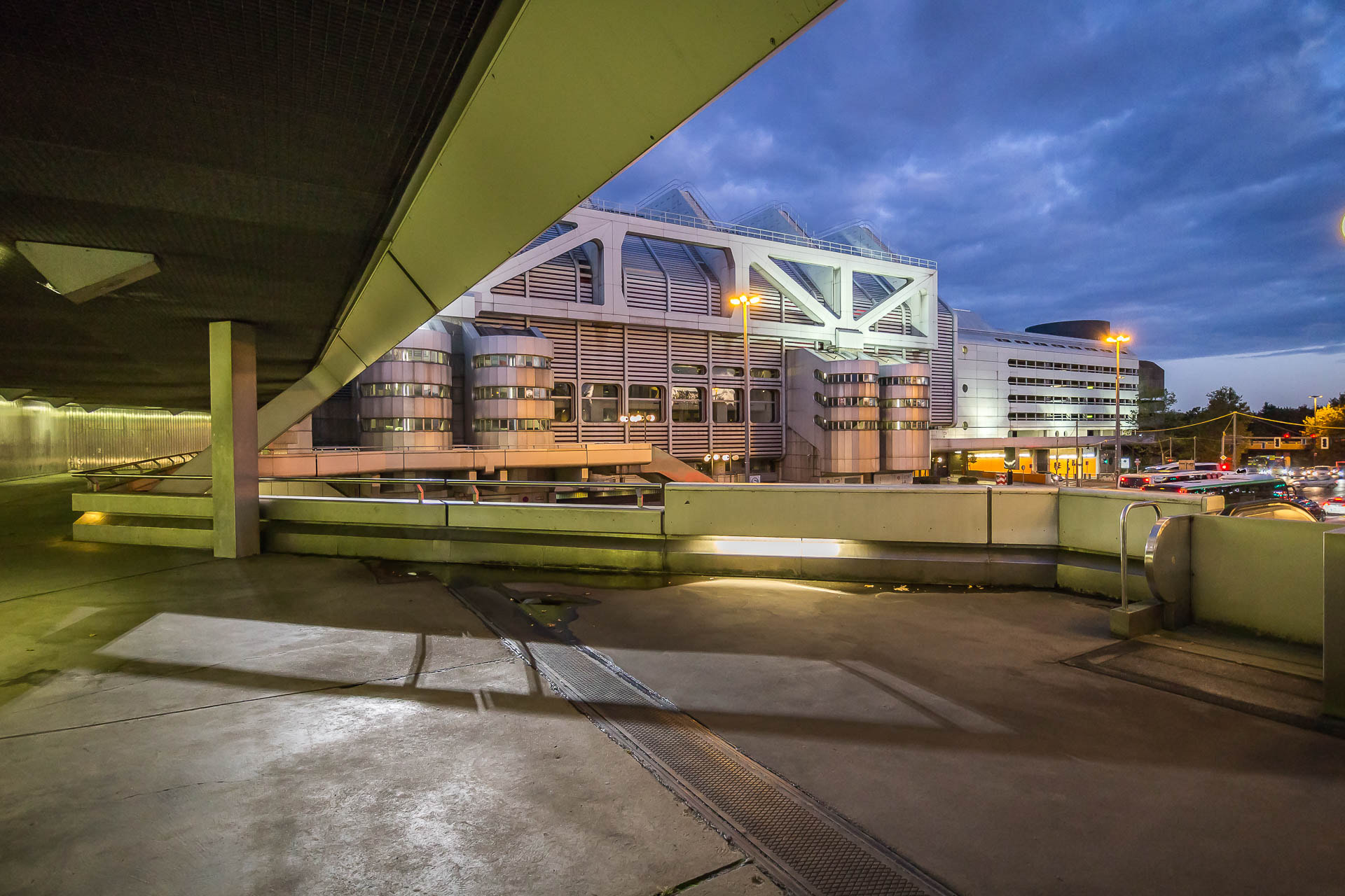 Canon EF-M 11-22mm F4-5.6 IS STM sample photo. Icc photography