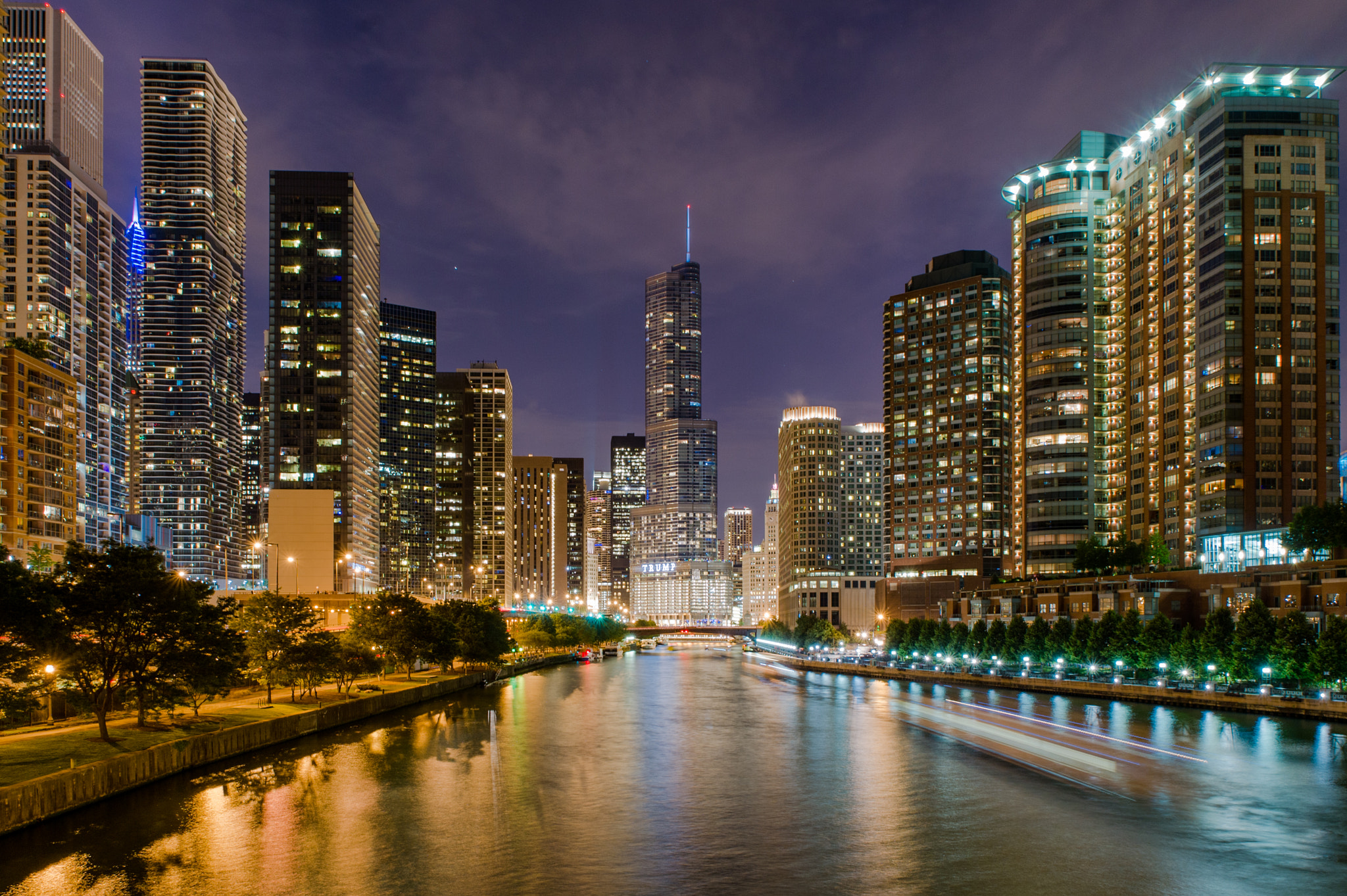 Nikon Df sample photo. Chicago river photography