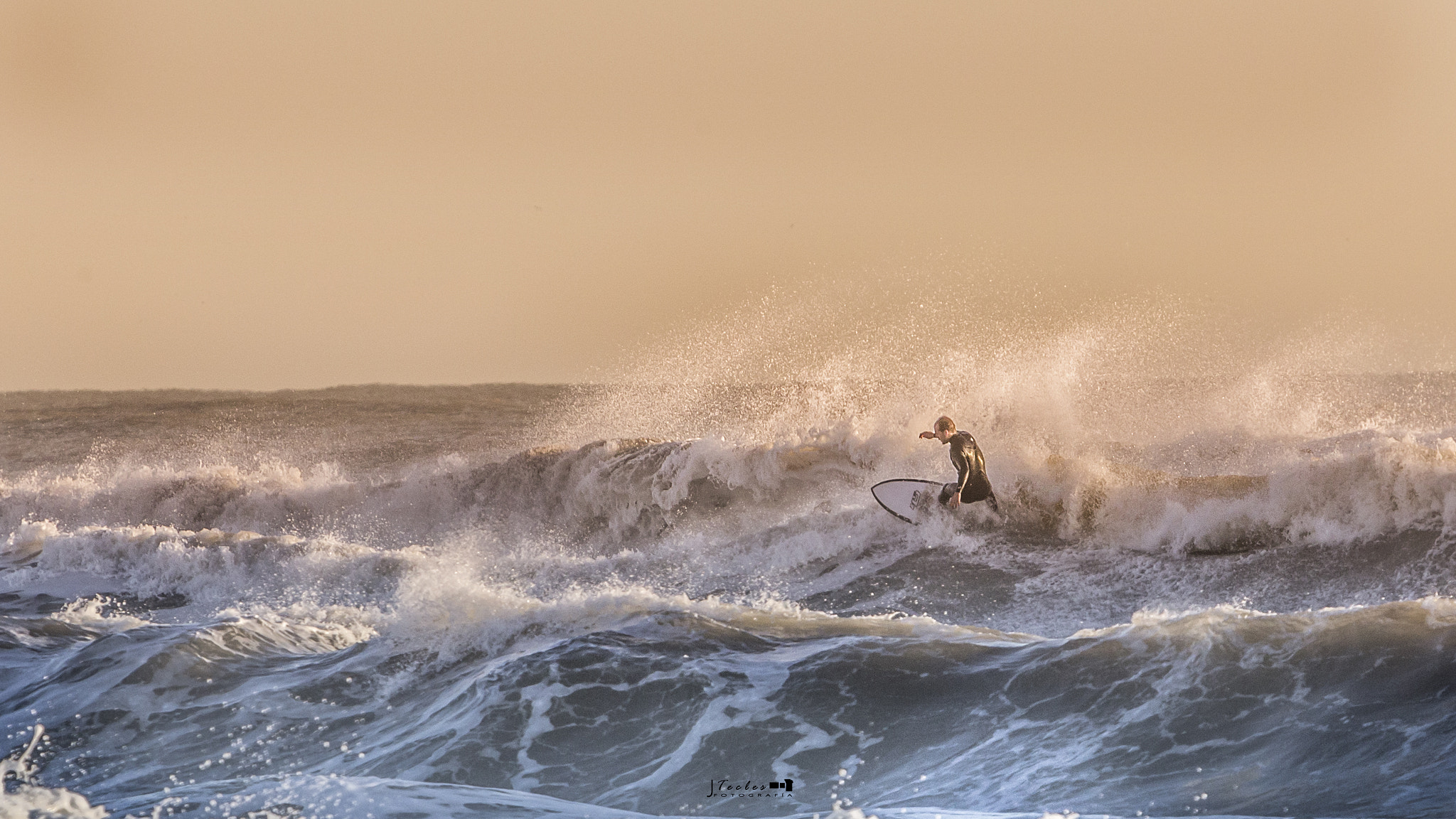 Canon EF 70-200mm F2.8L IS USM sample photo. Surf 3 photography