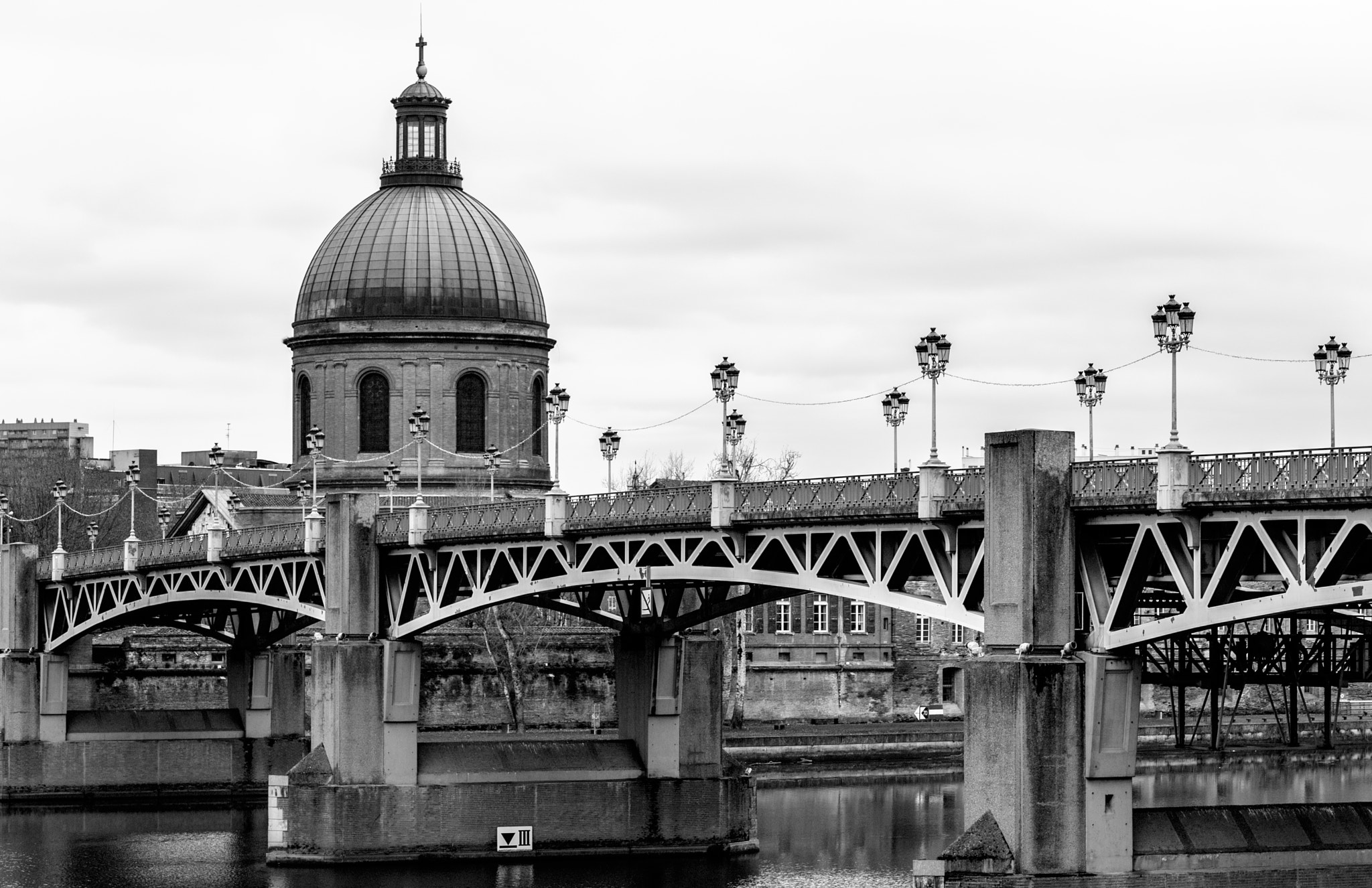 Tamron SP 70-200mm F2.8 Di VC USD sample photo. Toulouse.jpg photography