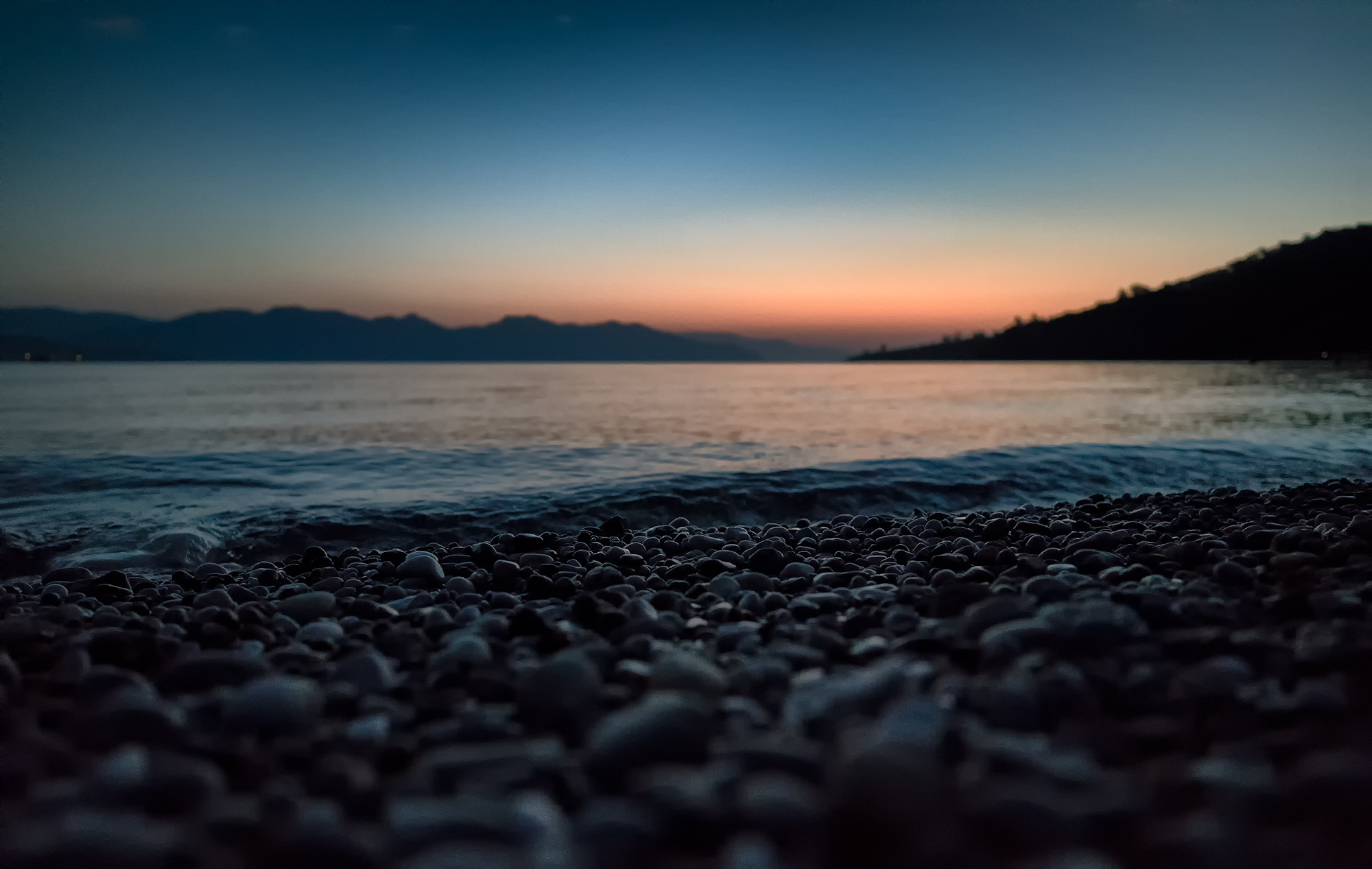 E 21mm F2.8 sample photo. The stones photography