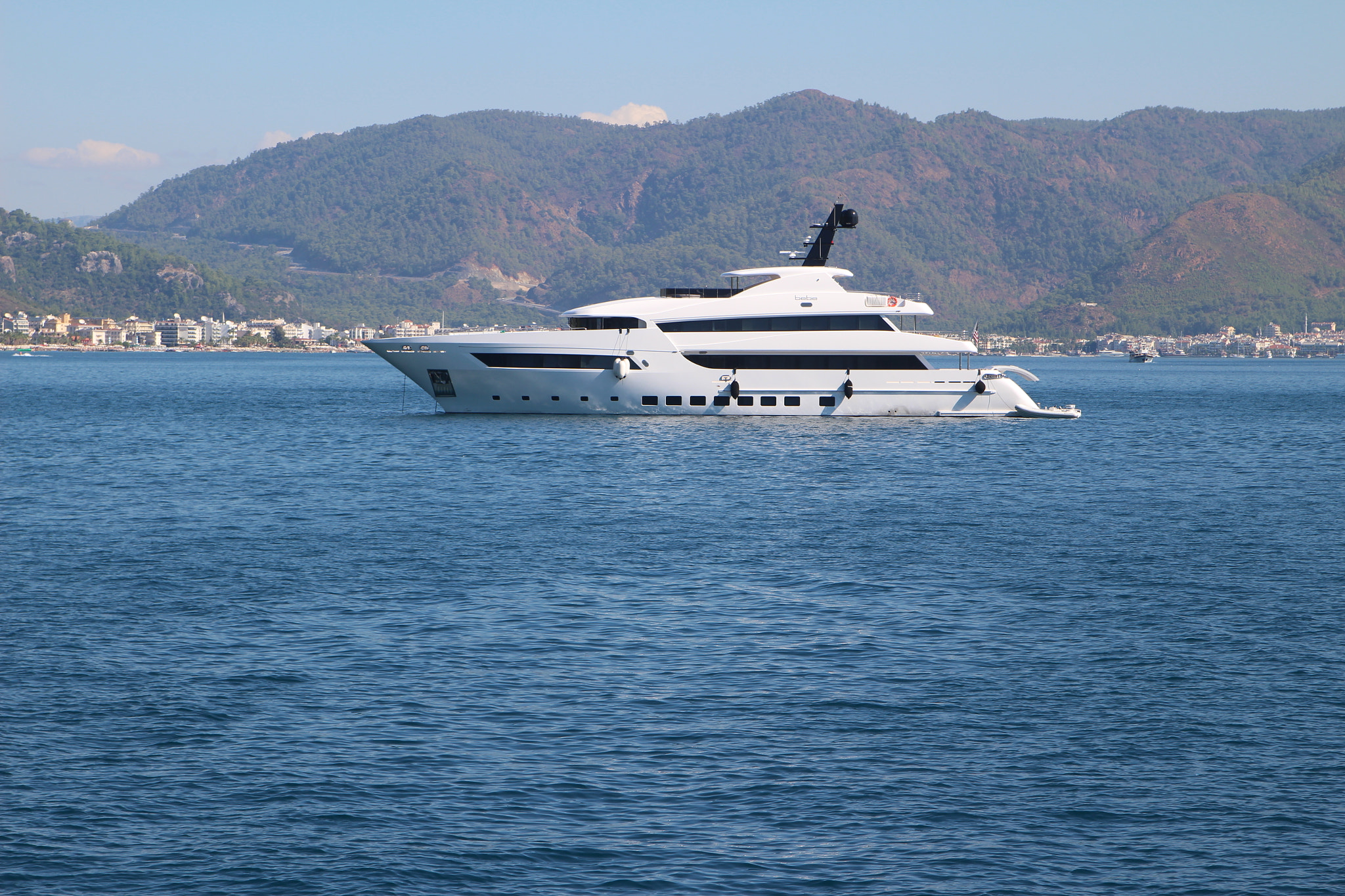 Canon EOS 100D (EOS Rebel SL1 / EOS Kiss X7) sample photo. Yacht photography