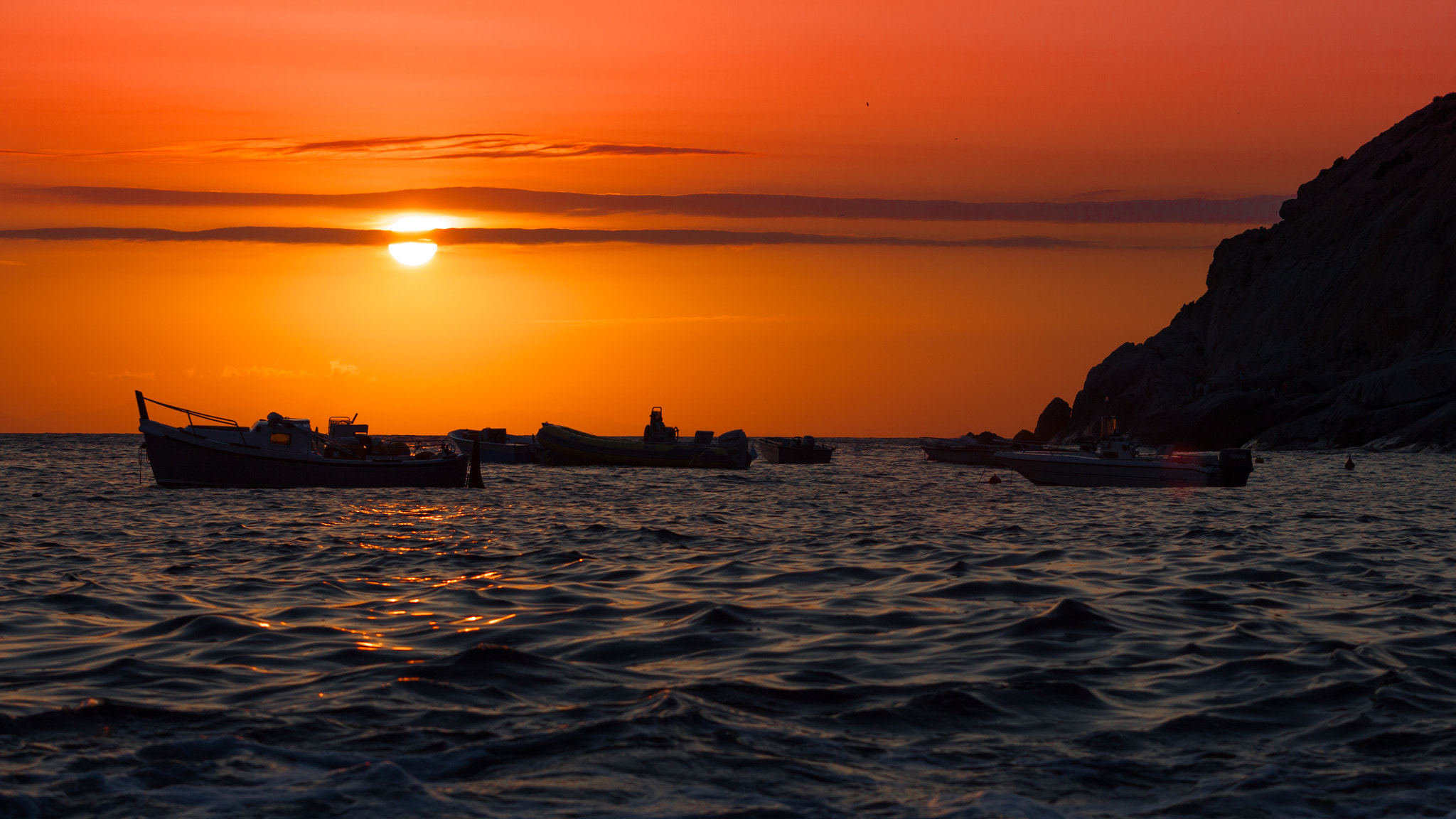 Canon EOS 50D + Canon EF 70-200mm F4L USM sample photo. Sunset in chiessi photography