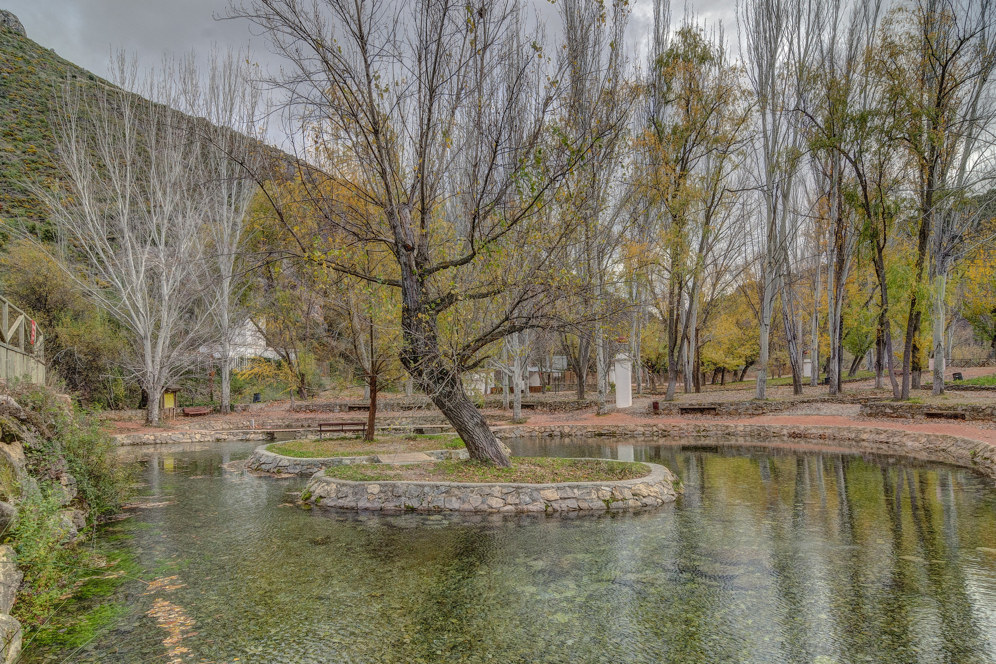 Tokina AT-X Pro 12-24mm F4 (IF) DX sample photo. El rey del lago photography