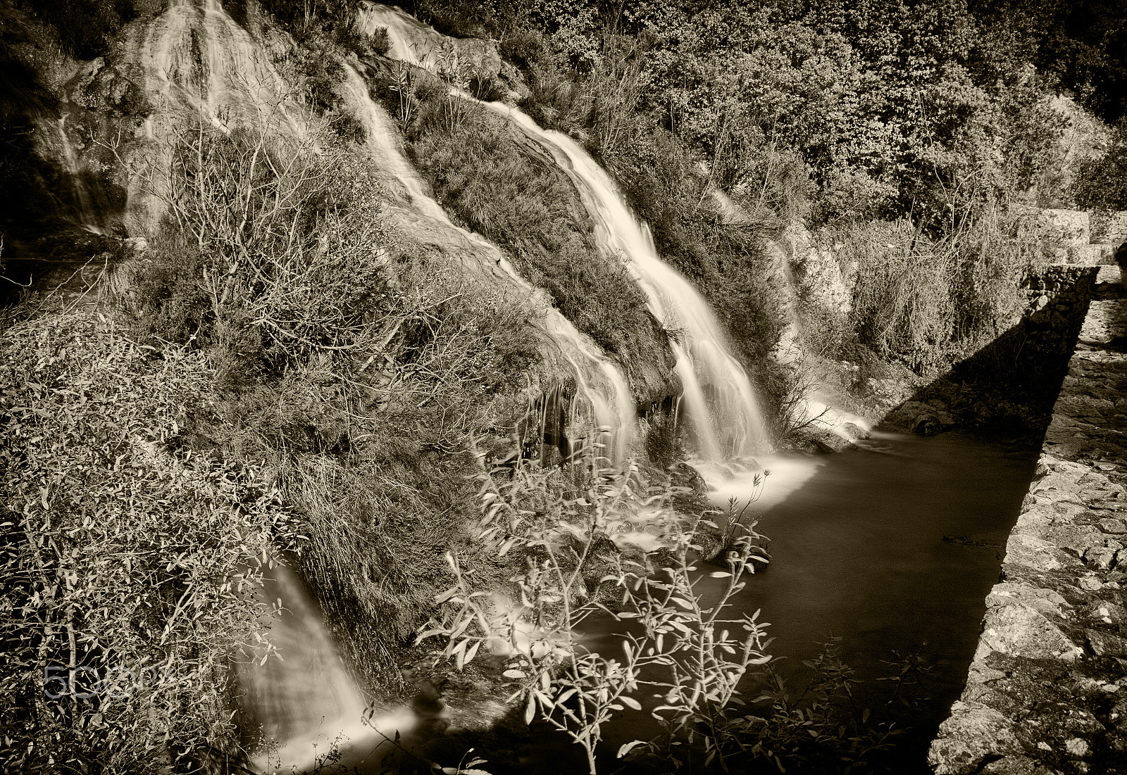 Canon EOS-1Ds Mark III + EF28-70mm f/2.8L USM sample photo. Cascate di lequarci photography