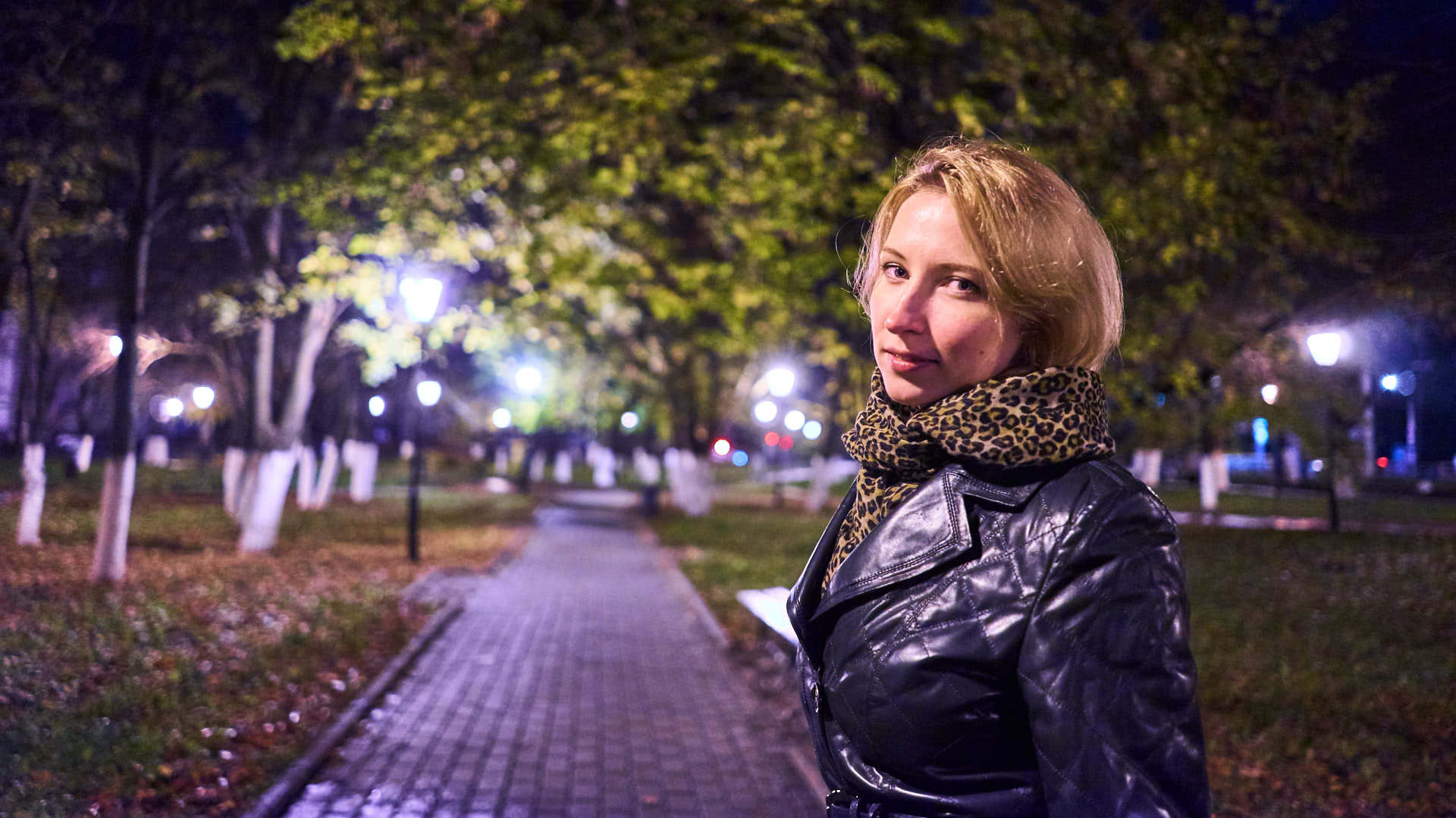 Sony FE 28mm F2 sample photo. Elena photography
