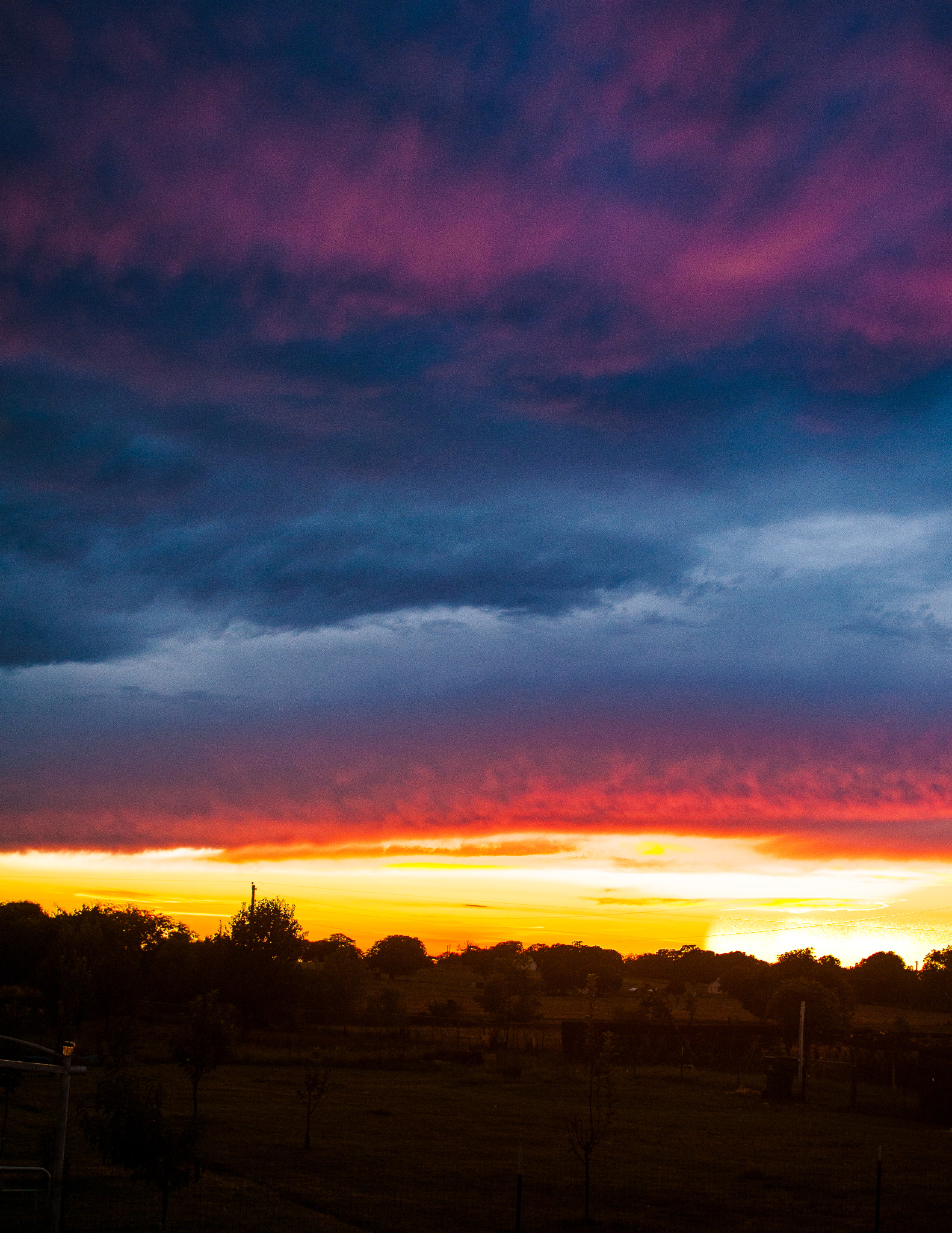 Nikon AF-S Nikkor 28-70mm F2.8 ED-IF sample photo. Sunset at the farm photography