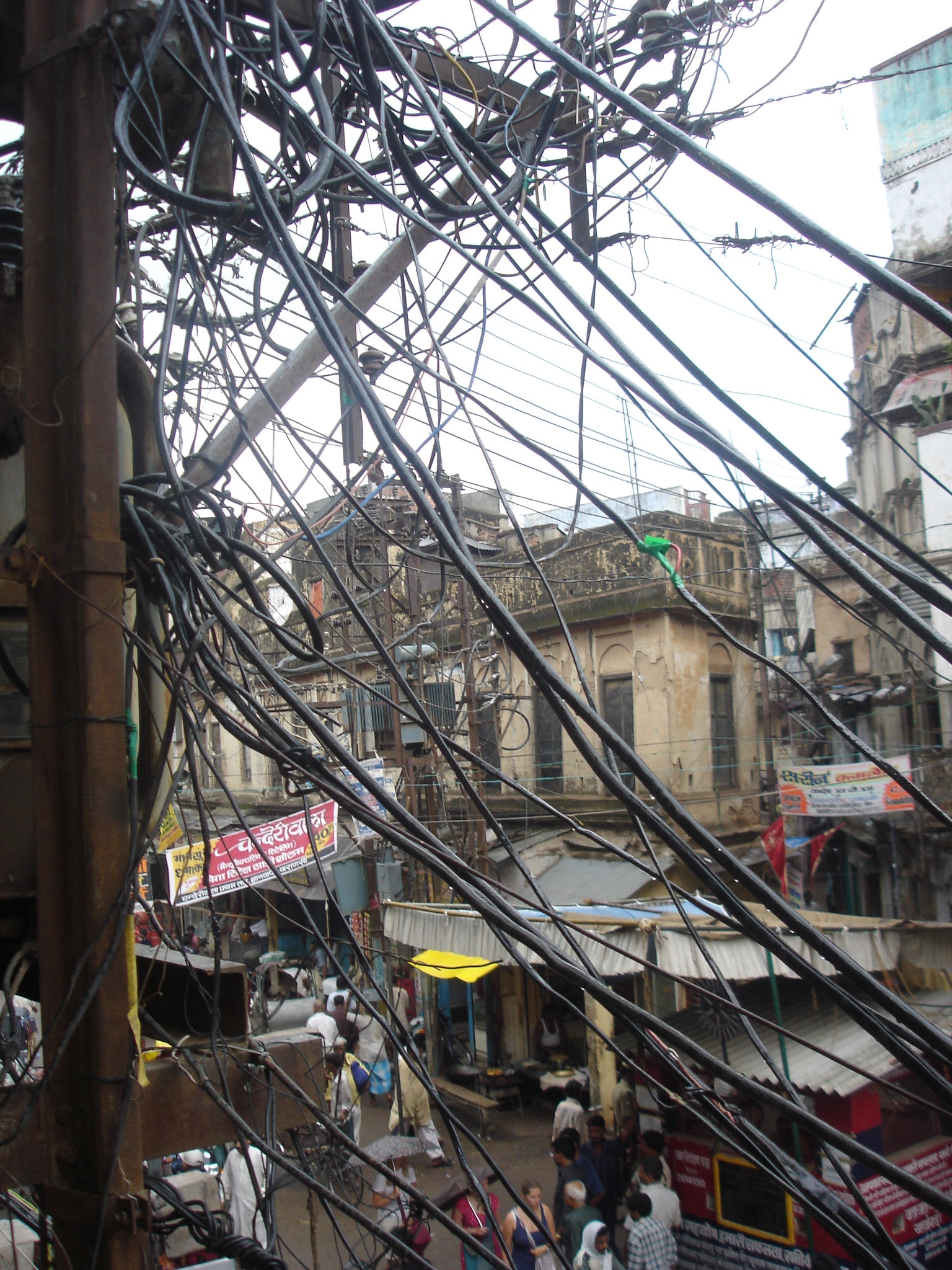 Sony DSC-W1 sample photo. Power lines in sunauli photography