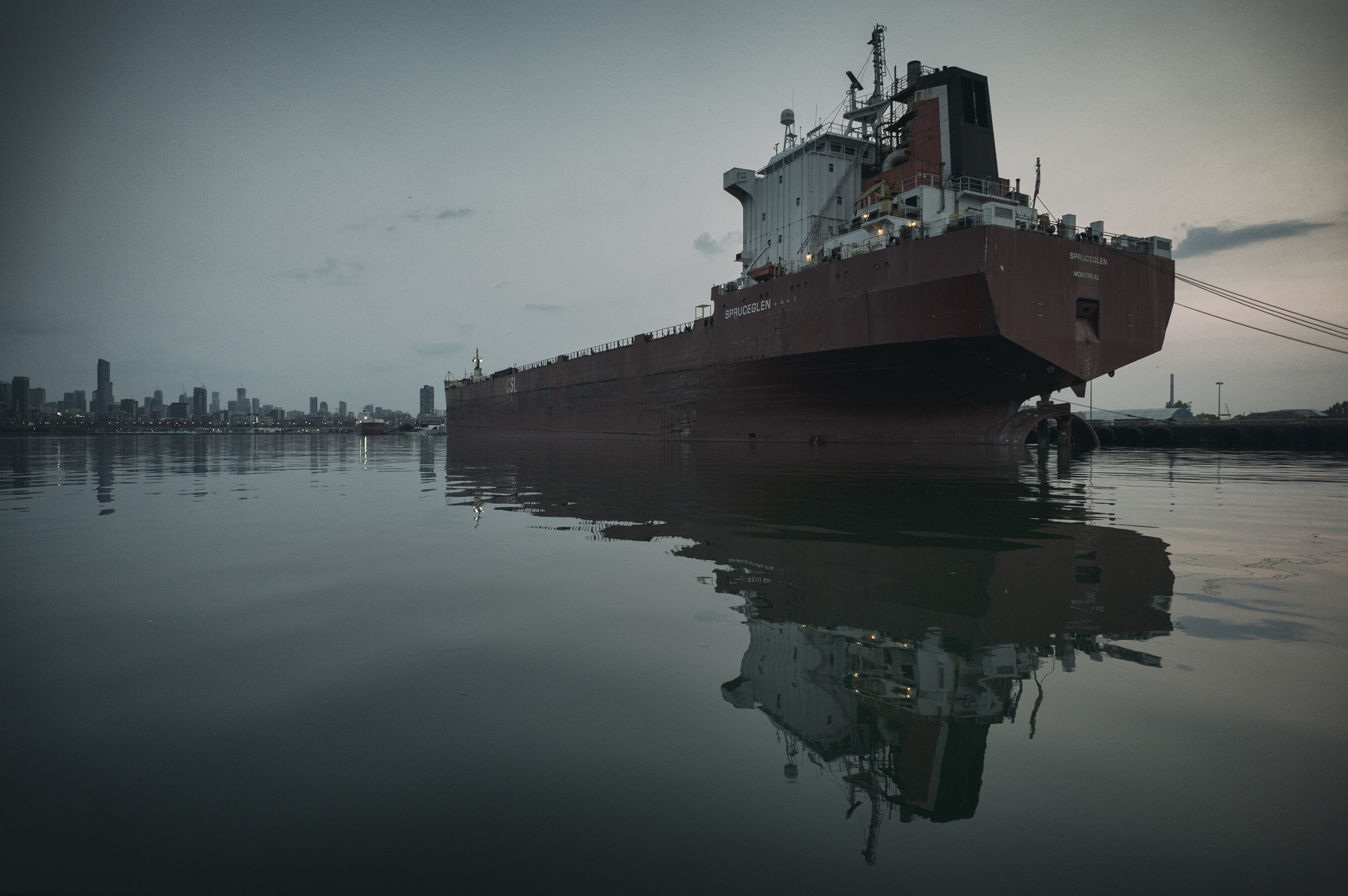 Sony Alpha NEX-6 + ZEISS Touit 12mm F2.8 sample photo. Toronto harbour, toronto | ontario photography