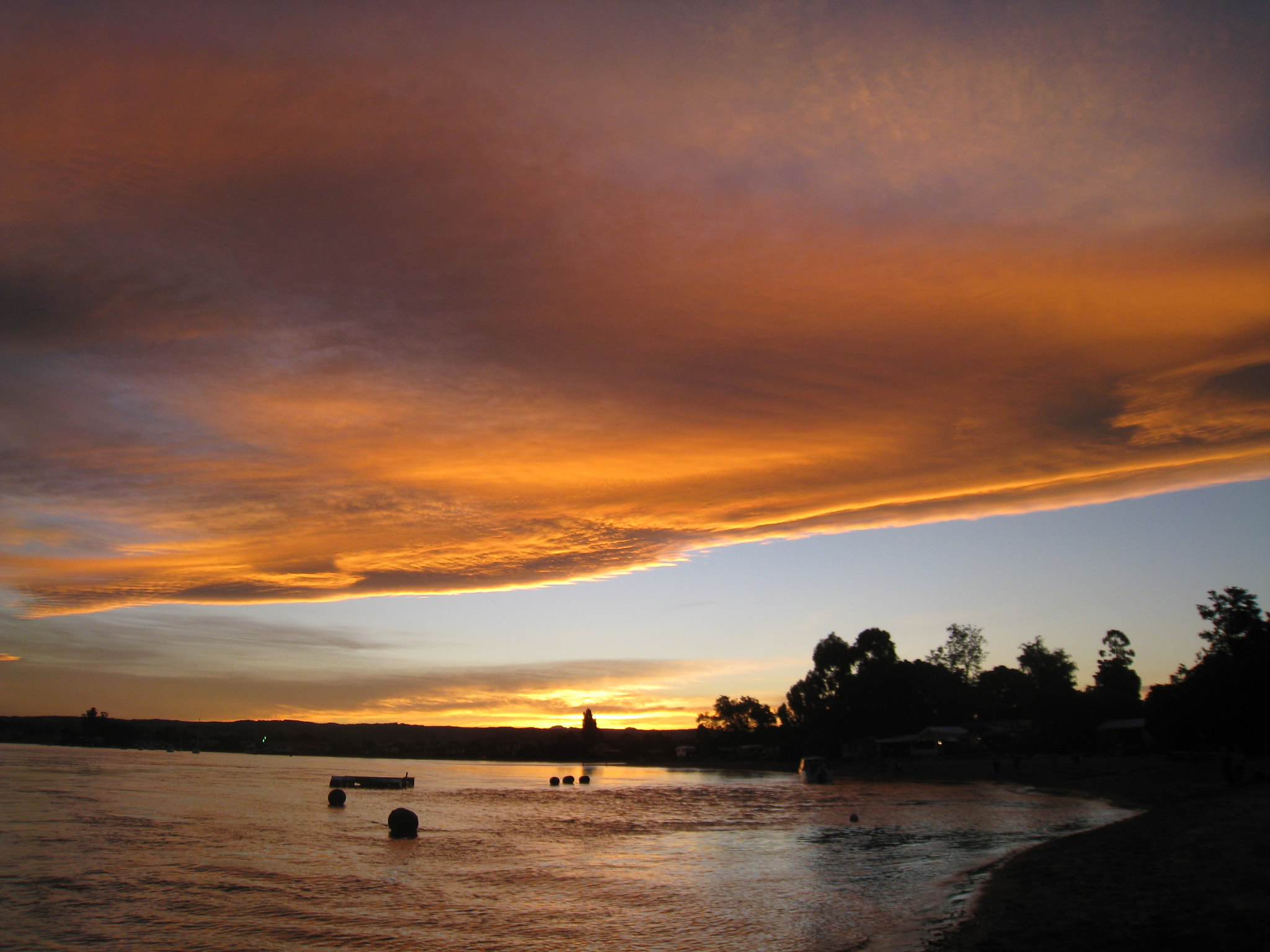 Canon DIGITAL IXUS 860 IS sample photo. Skyglow photography