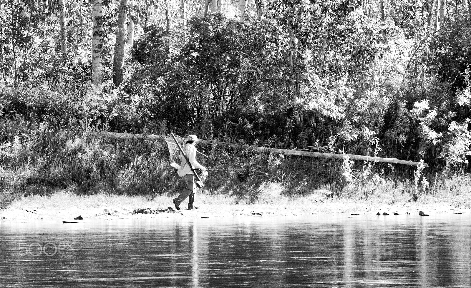 Canon EF 70-300mm F4-5.6 IS USM sample photo. Fisherman photography