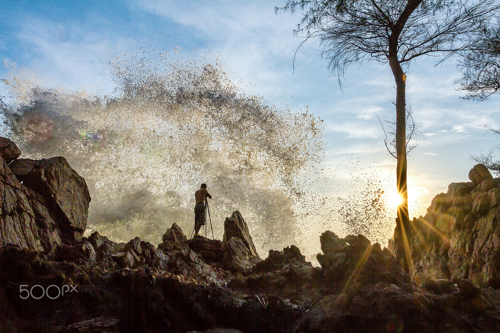 Sigma 18-35mm f/1.8 DC HSM sample photo. Big wave photography