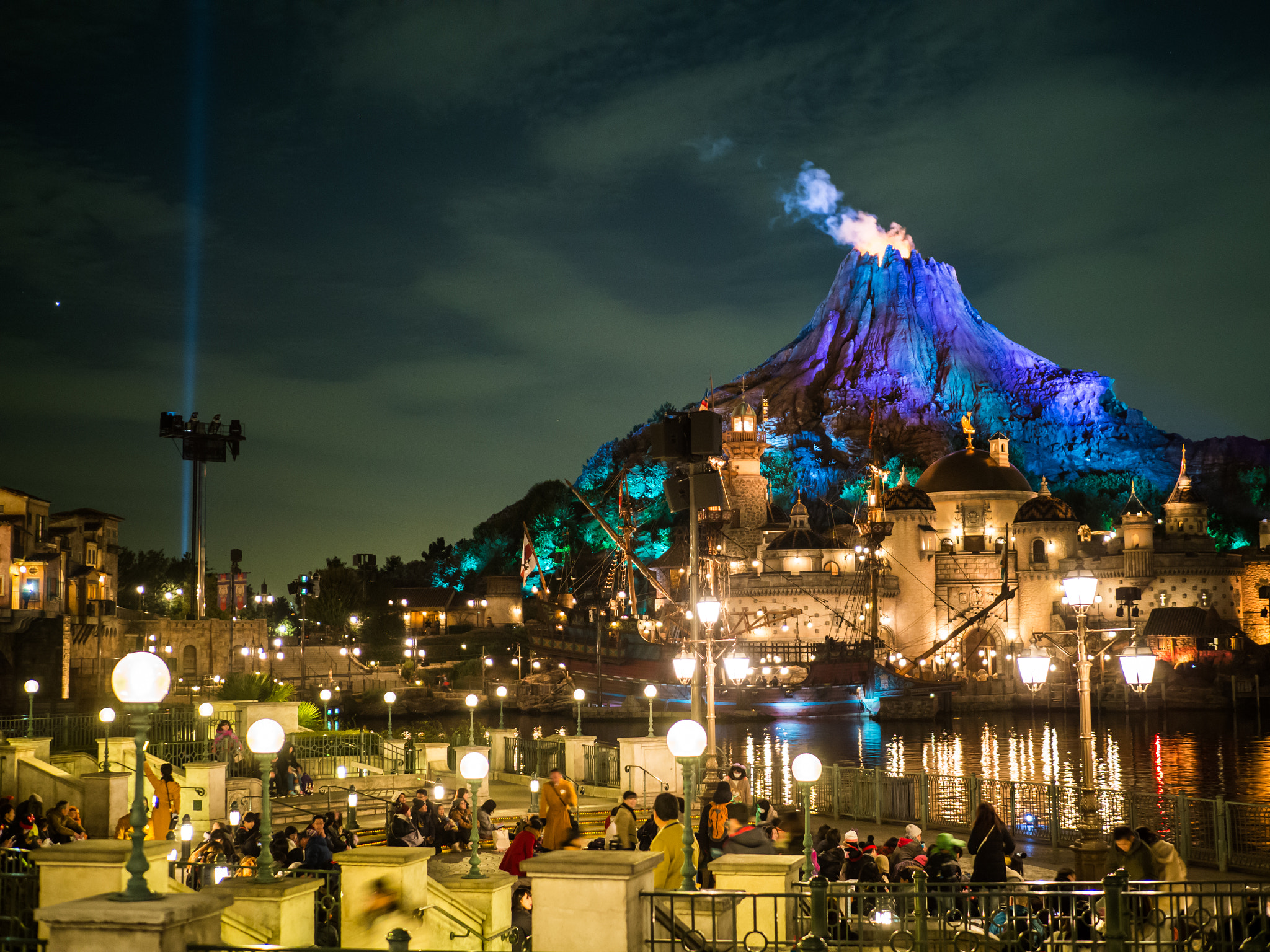 Olympus OM-D E-M1 Mark II + OLYMPUS M.25mm F1.2 sample photo. Mediterranean harbor photography