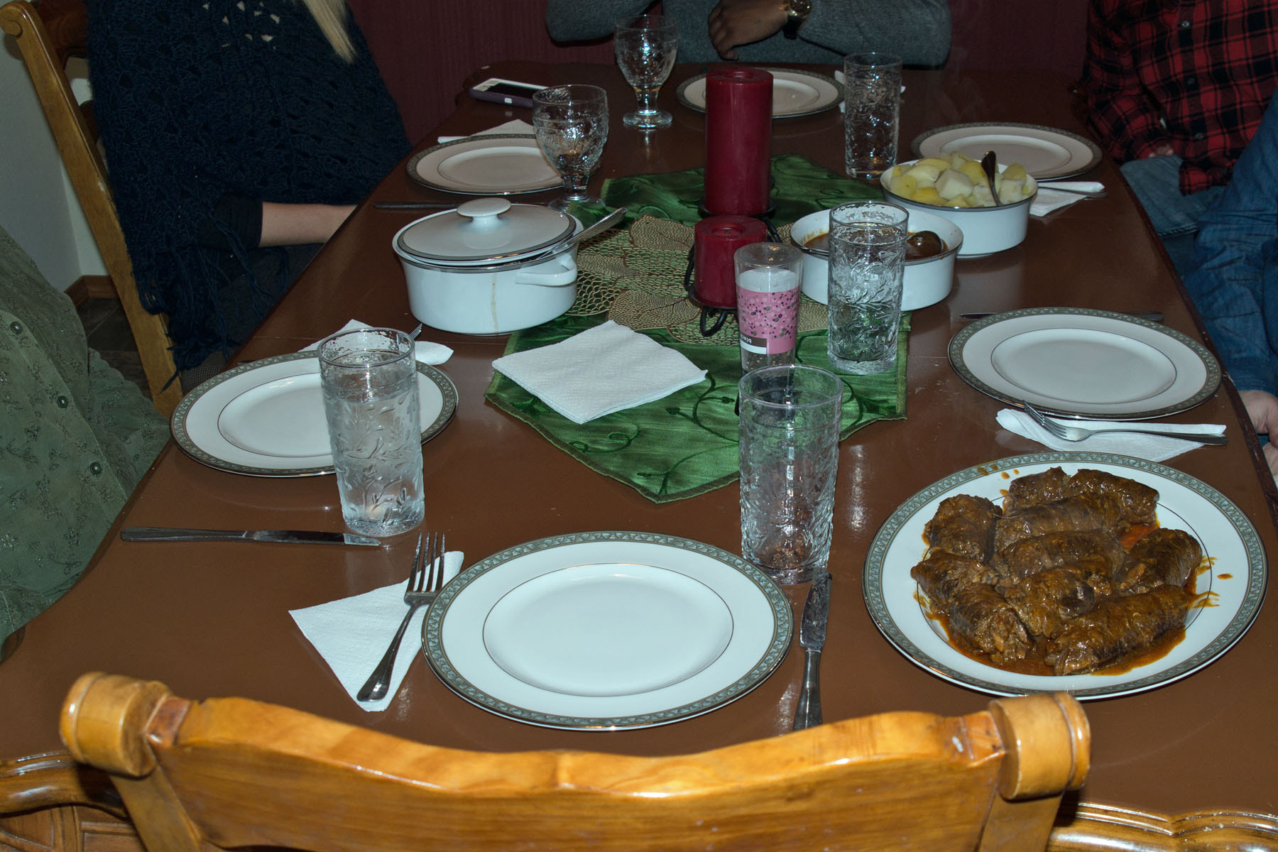 Samsung NX 18-55mm F3.5-5.6 OIS sample photo. Dinner photography