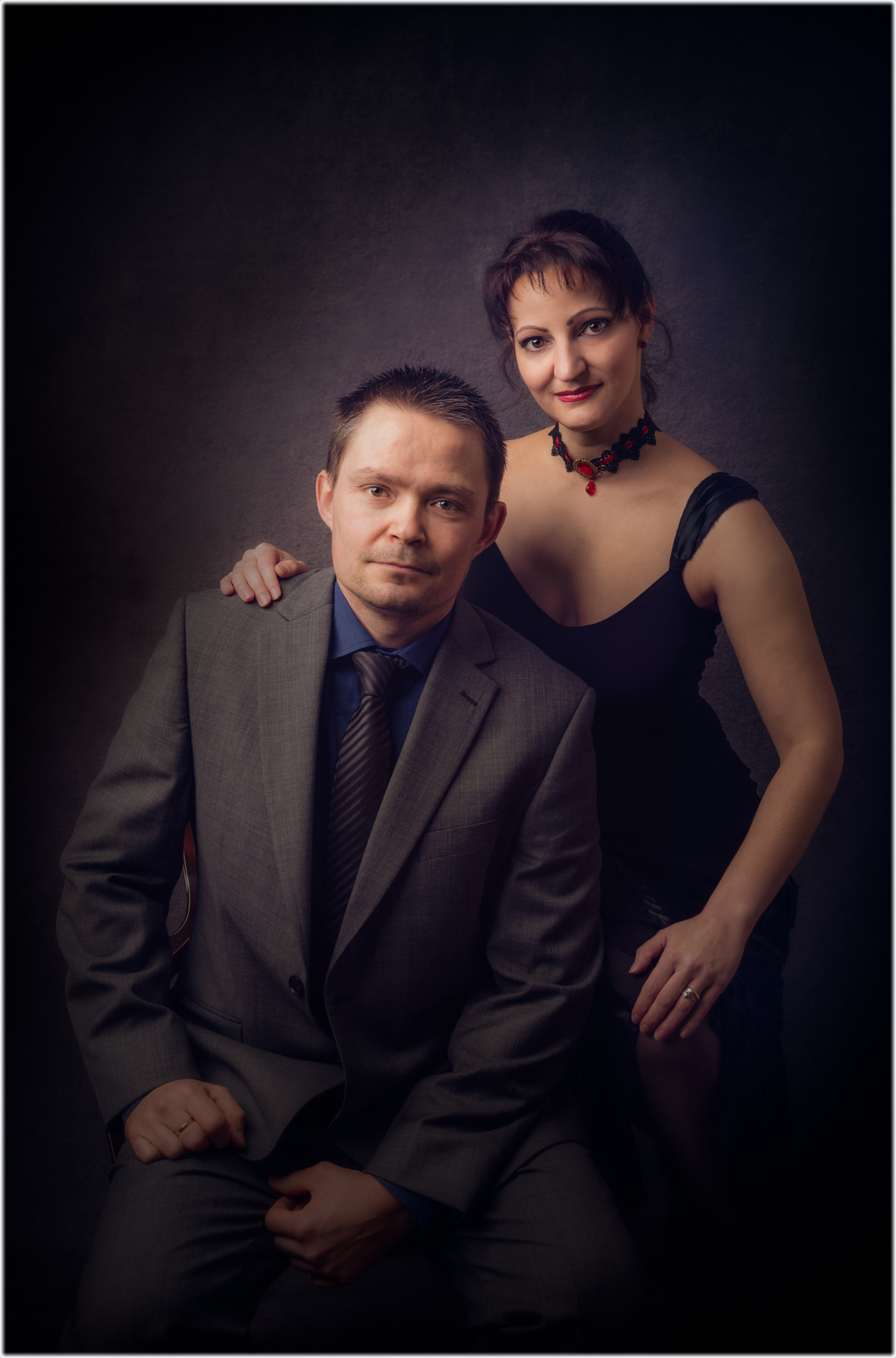 Nikon D800 + Sigma 24-105mm F4 DG OS HSM Art sample photo. Mr & mrs christmas photography
