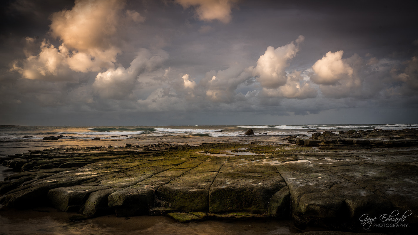 Sony DT 18-135mm F3.5-5.6 SAM sample photo. Moffats beach photography