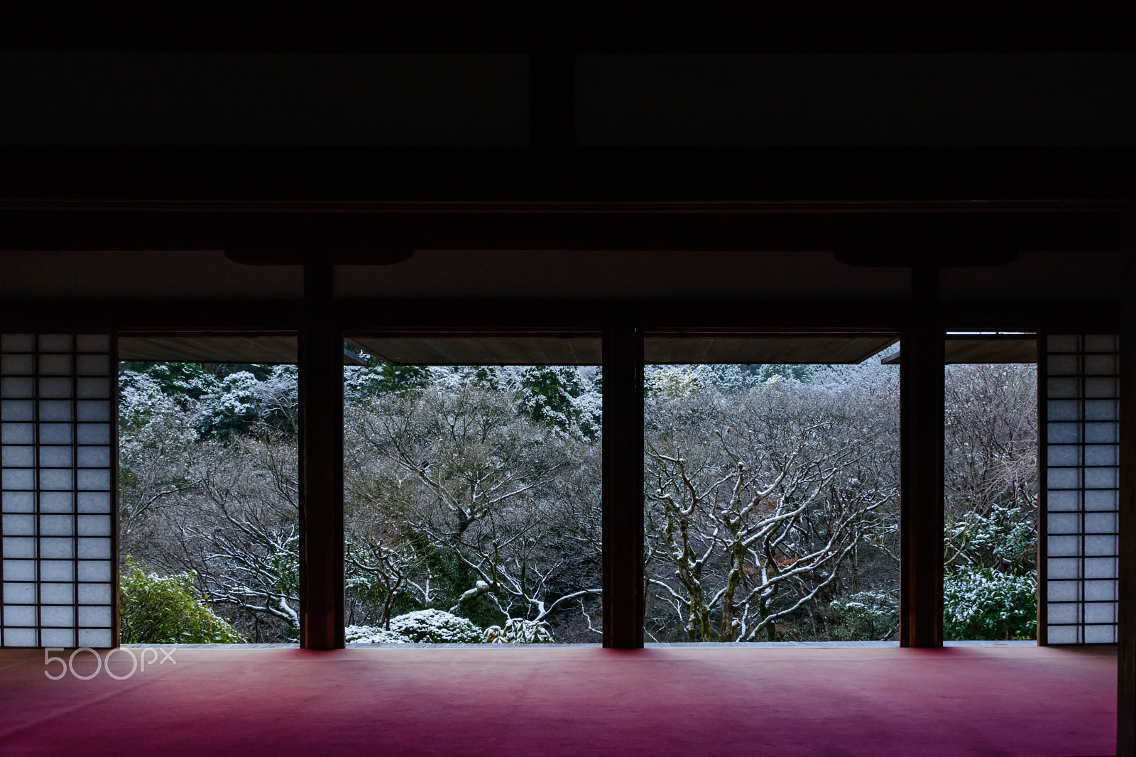 Sigma 18-200mm F3.5-6.3 II DC OS HSM sample photo. 初雪の高山寺石水院 photography