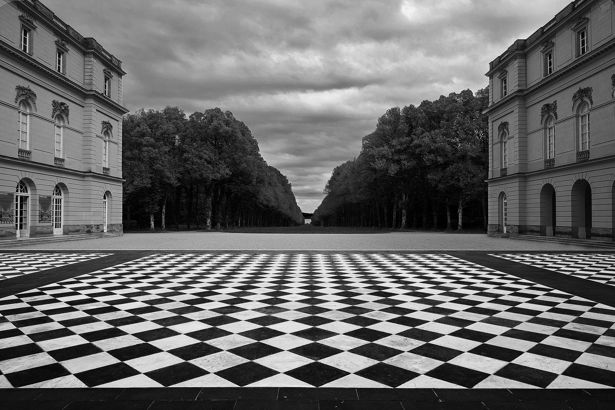 Canon EOS 40D + Canon EF-S 15-85mm F3.5-5.6 IS USM sample photo. Neues schloss herrenchiemsee photography