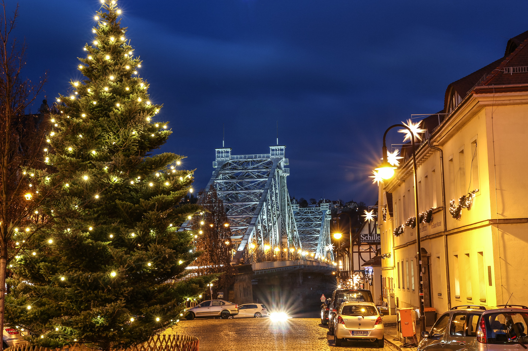 Sigma 18-35mm f/1.8 DC HSM sample photo. Dresden christmas time photography