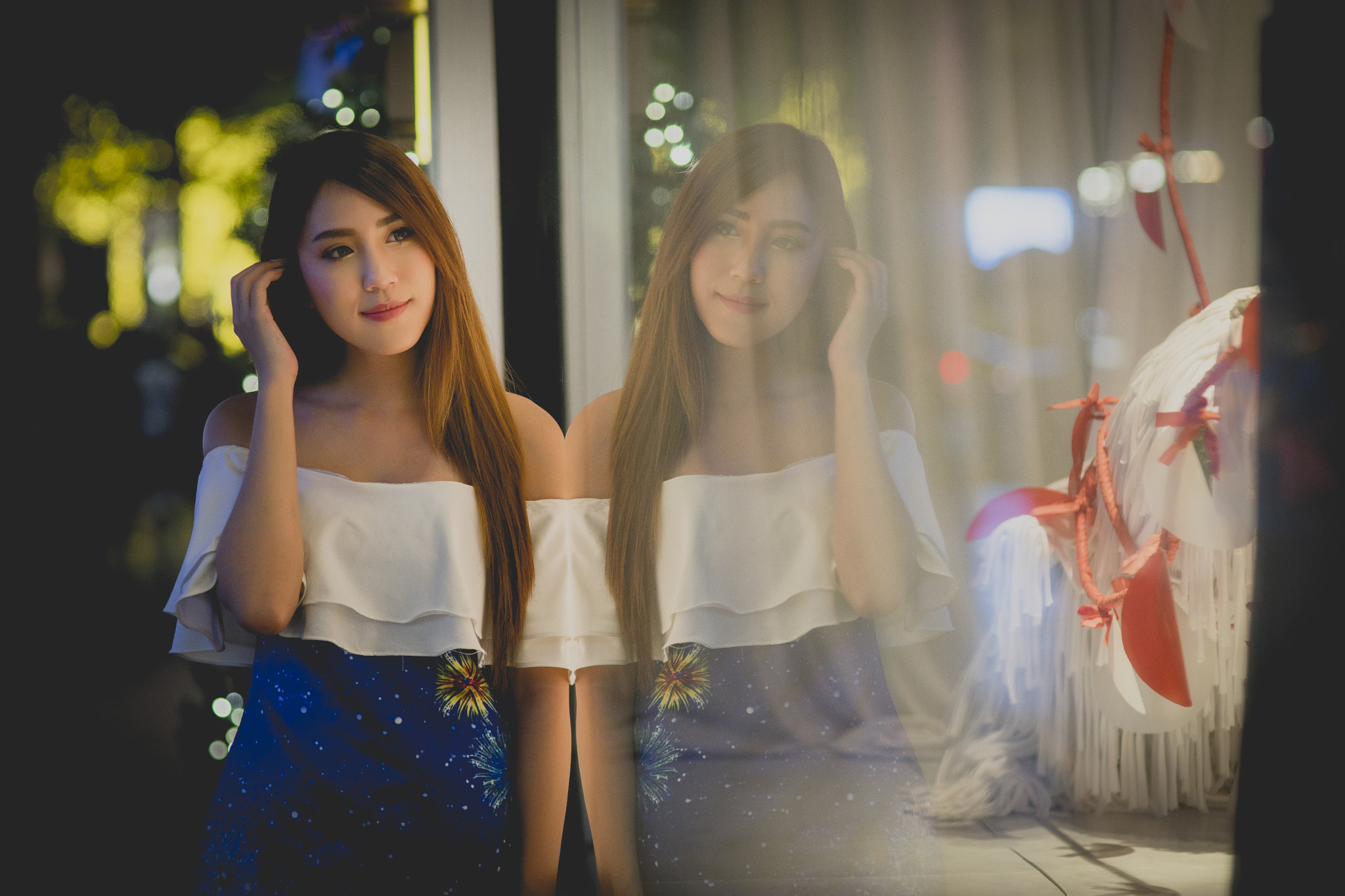 Sony a7 + Sigma 85mm F1.4 EX DG HSM sample photo. Love of light photography