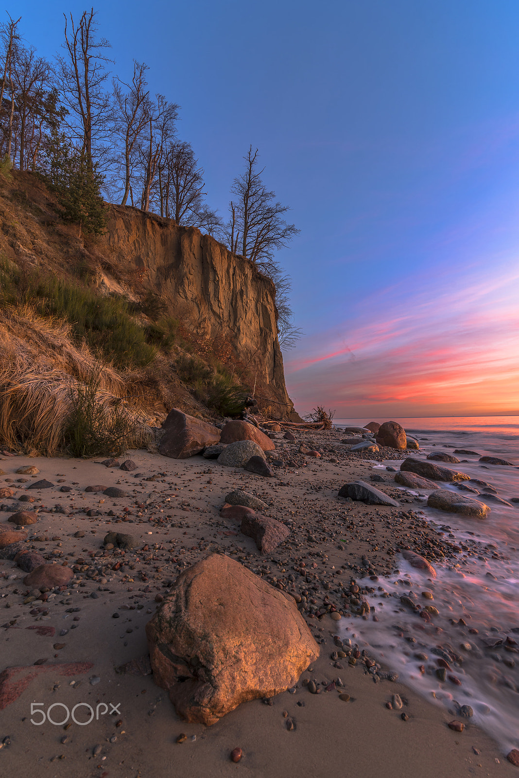 Nikon D610 + Tokina AT-X 16-28mm F2.8 Pro FX sample photo. Sunrise cliff orlowo photography