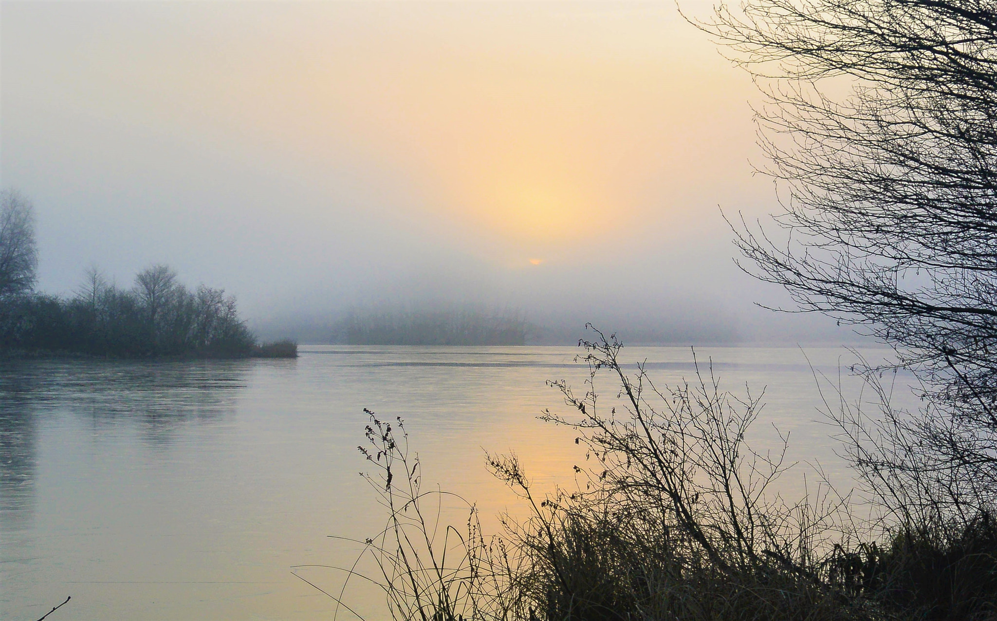 Nikon 1 Nikkor 11-27.5mm F3.5-5.6 sample photo. December sunrise... photography