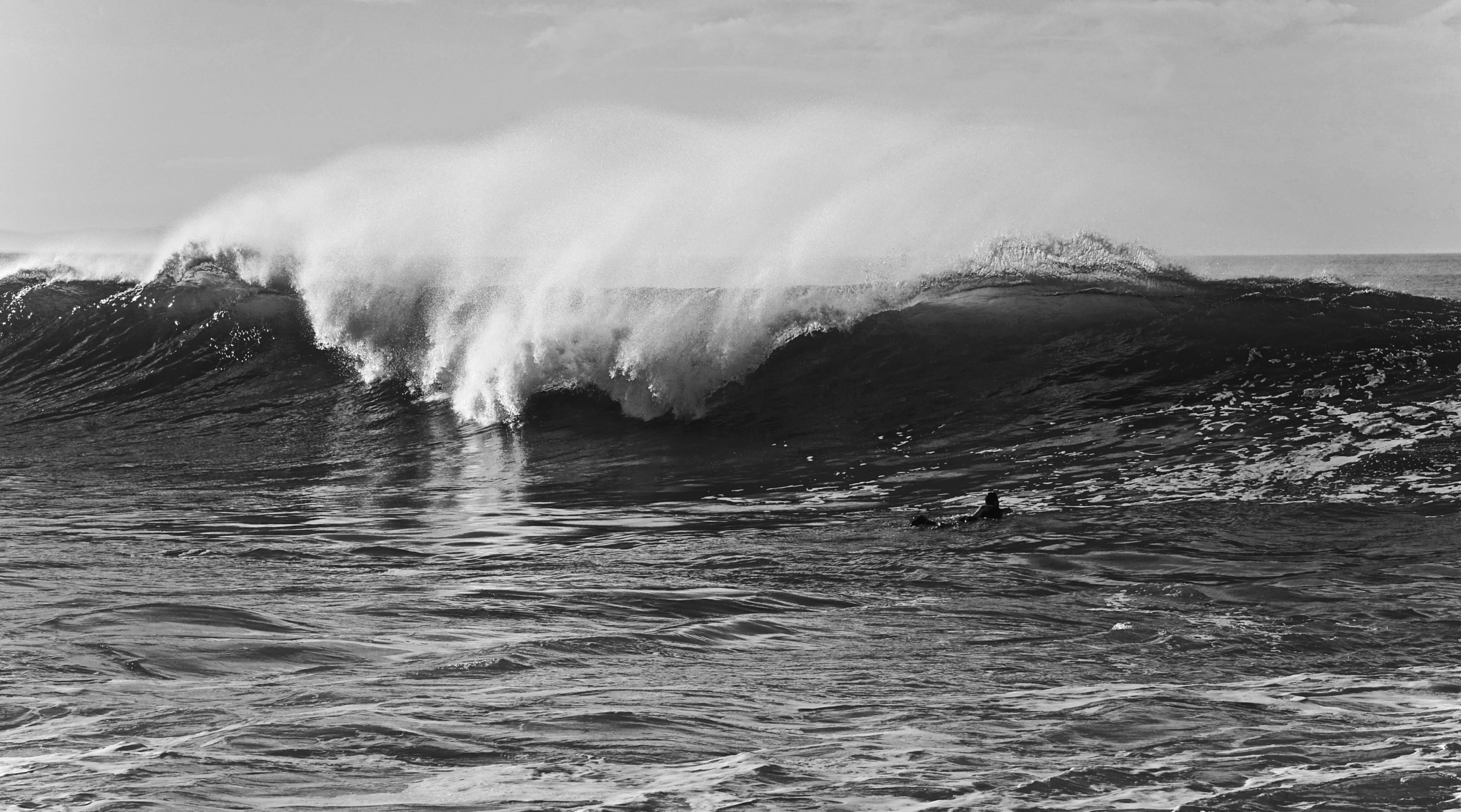 Sony FE 70-300mm F4.5-5.6 G OSS sample photo. Big wave photography