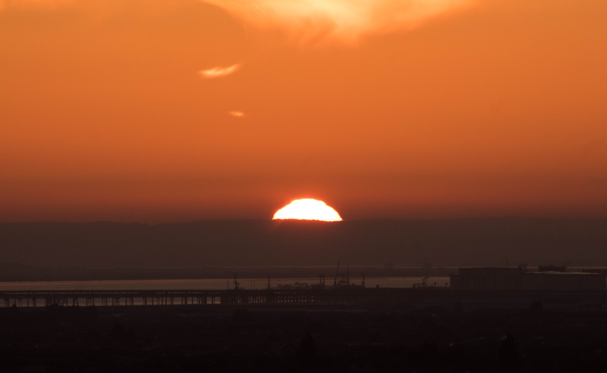 Canon EF 70-300mm F4-5.6 IS USM sample photo. Below the horizon photography